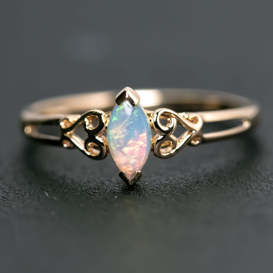 Vintage Inspiriert Marquise australischen massivem Opal Verlobungsring 14K Gelbgold im Zustand „Neu“ im Angebot in Suwanee, GA