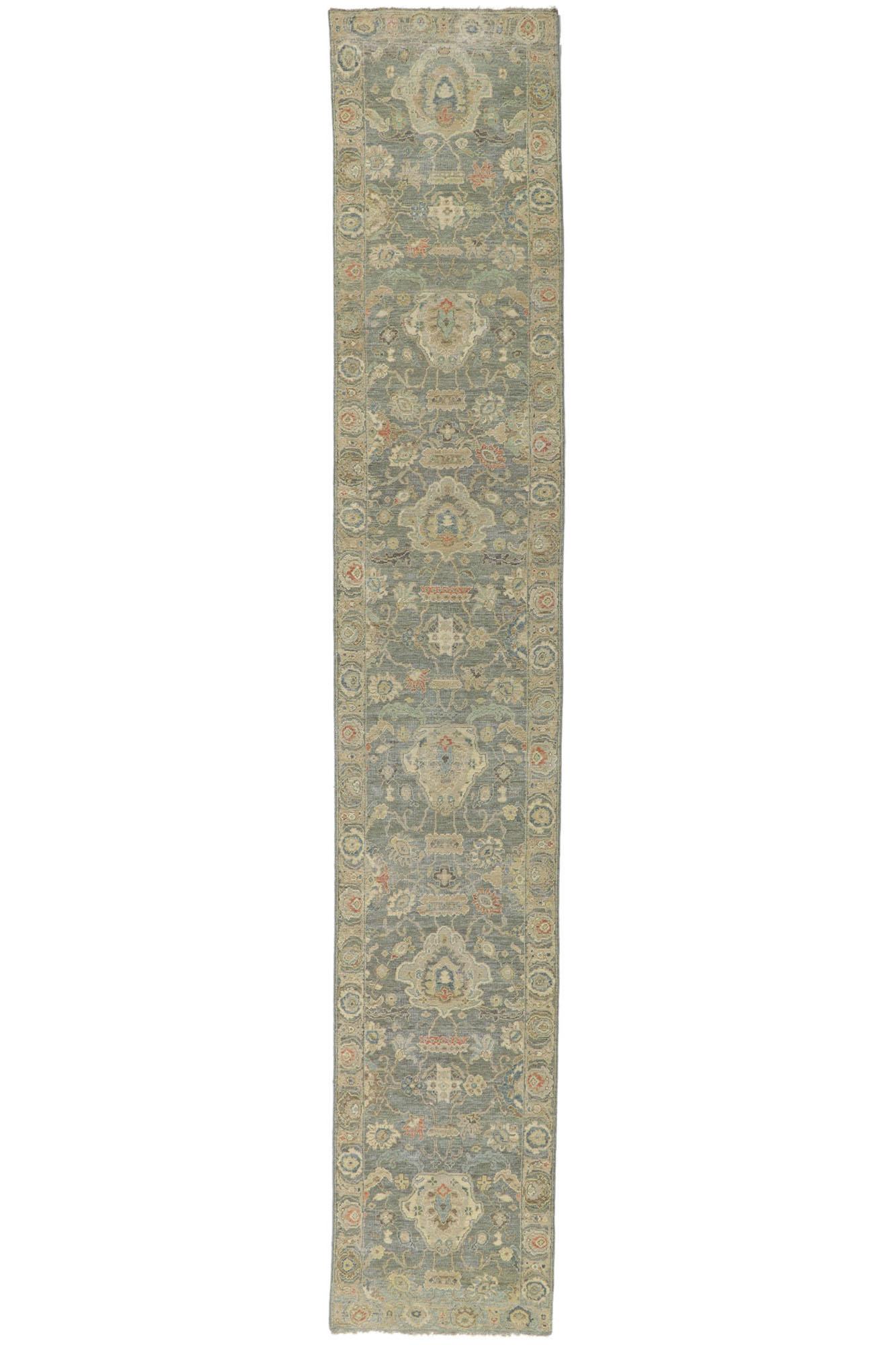 Vintage-inspirierter moderner Oushak-Teppich: Natürliche Eleganz trifft auf zeitlose Anziehungskraft im Angebot 4