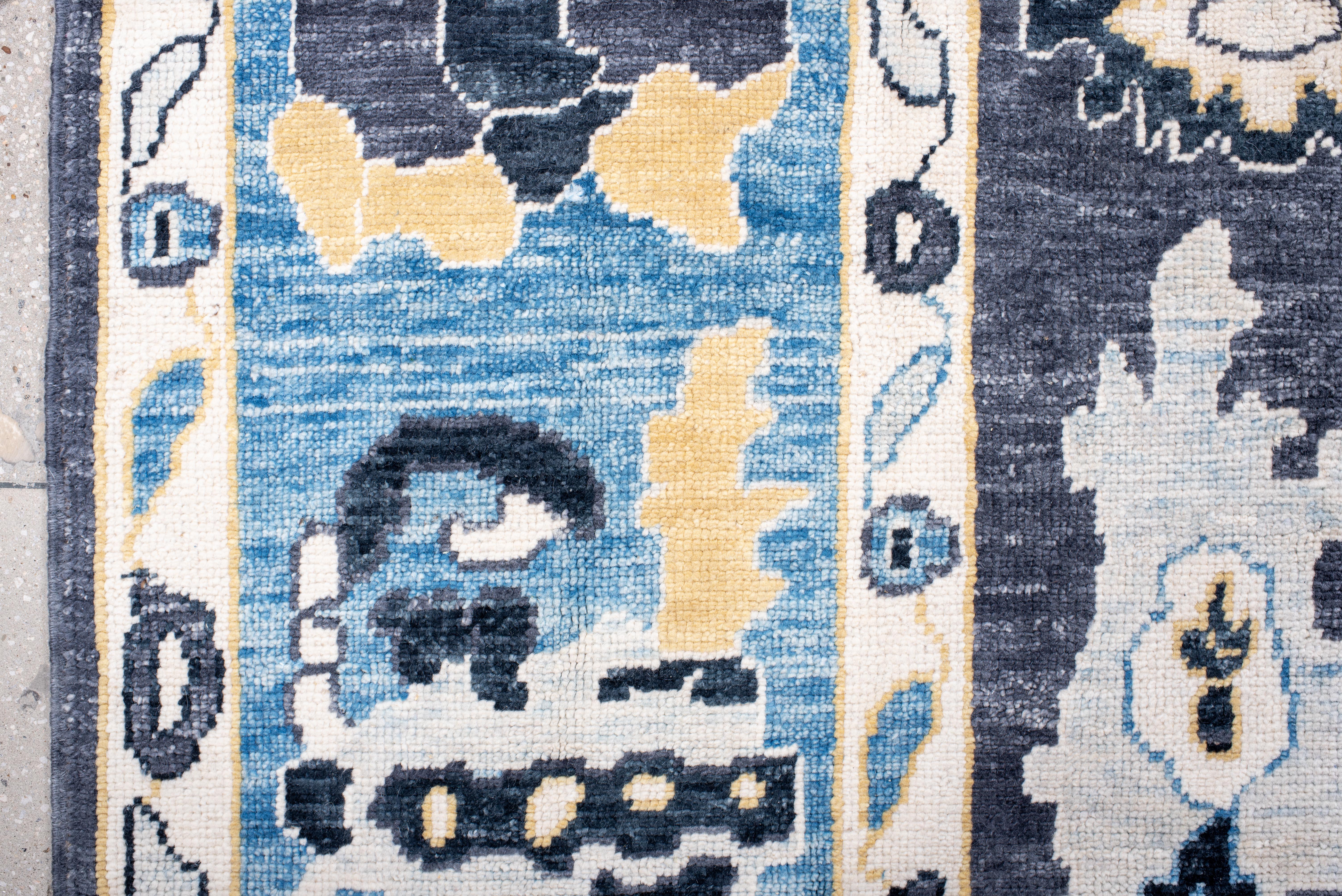 Oushak di ispirazione vintage di nuova produzione in blu In condizioni ottime in vendita a New York, NY