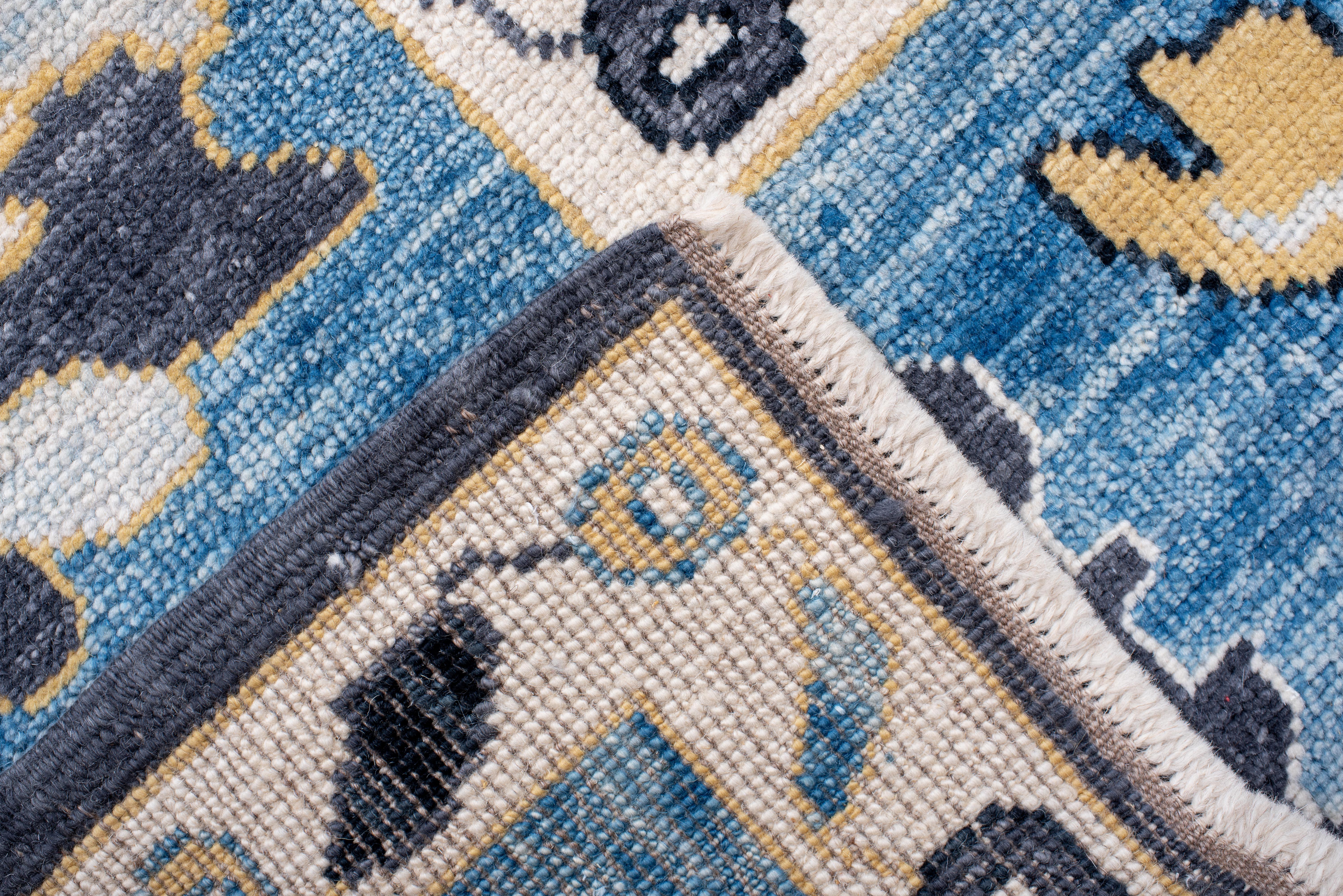 Lana Oushak di ispirazione vintage di nuova produzione in blu in vendita