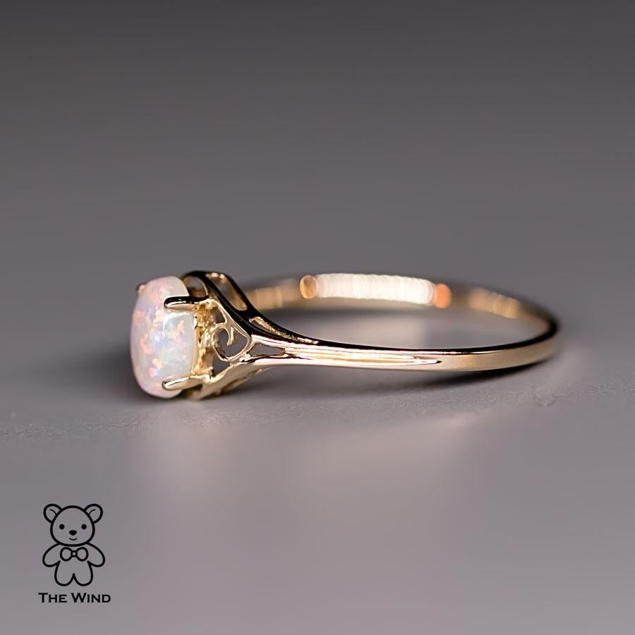 Vintage inspirierter ovaler australischer massiver Opalring aus 14 Karat Gelbgold, Vintage im Angebot 3