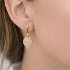 Vintage-inspirierte Tropfenohrringe aus rosa Quarz und farblosem Topas, Silber, Gold