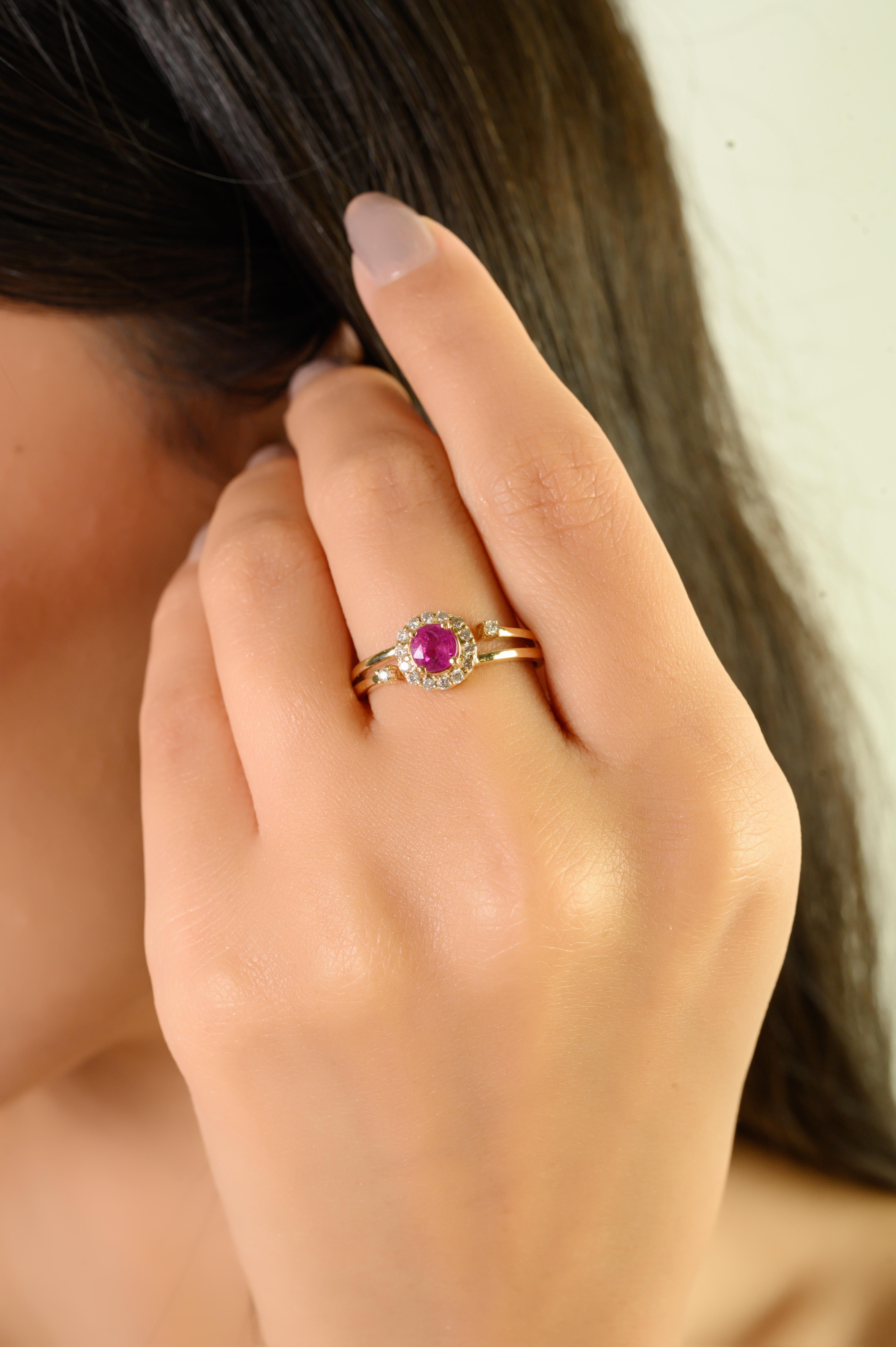 Im Angebot: Vintage Inspiriert Runde Rubin & Diamant Halo Ring in 14K Gelbgold Feiner Schmuck () 4