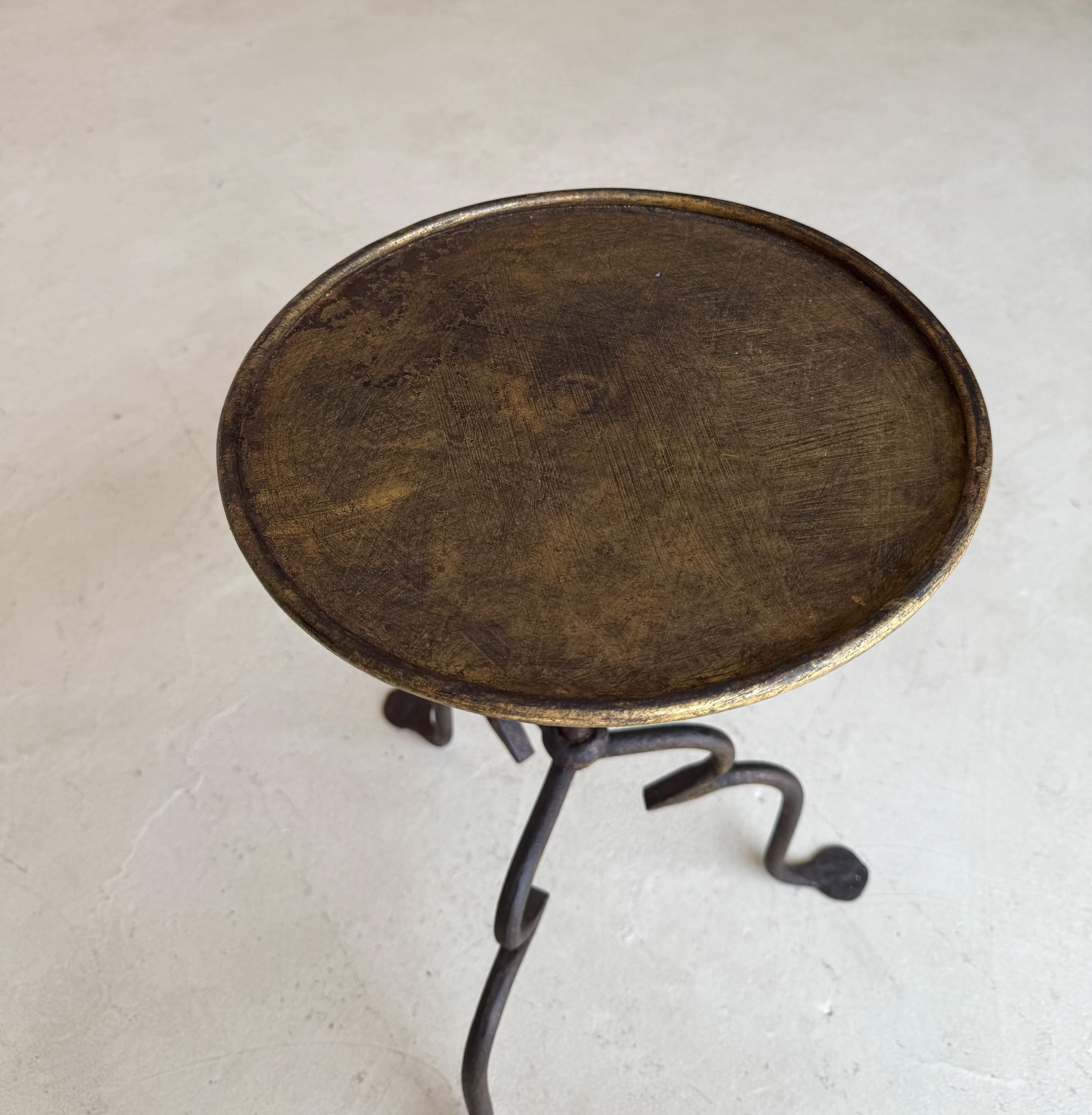 Vintage-Inspired Spanish Iron Drinks Table on a Tripod Base For Sale 1