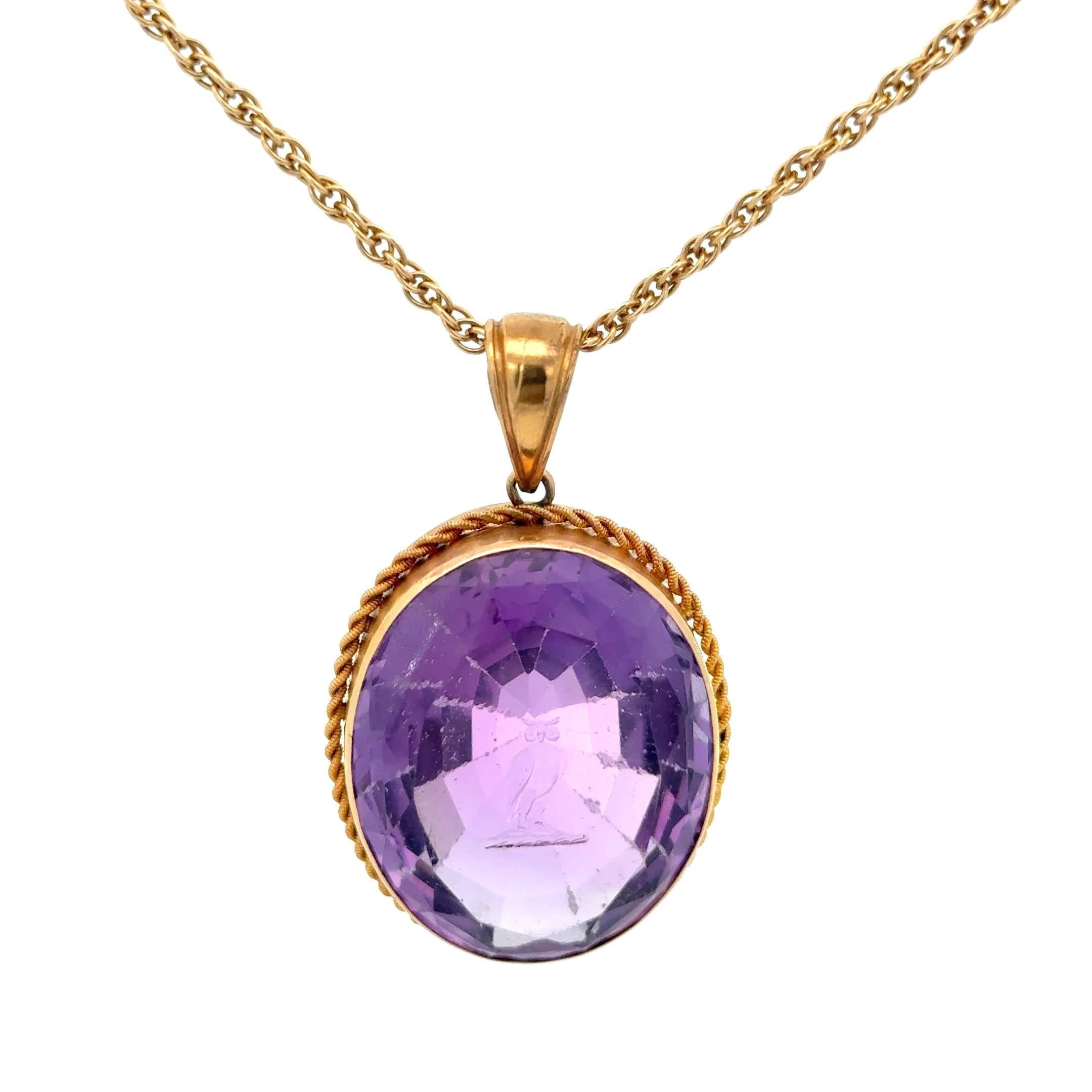 Vintage Intaglio Owl Amethyst Pendant Necklace 14K Yellow Gold In Good Condition In Dallas, TX