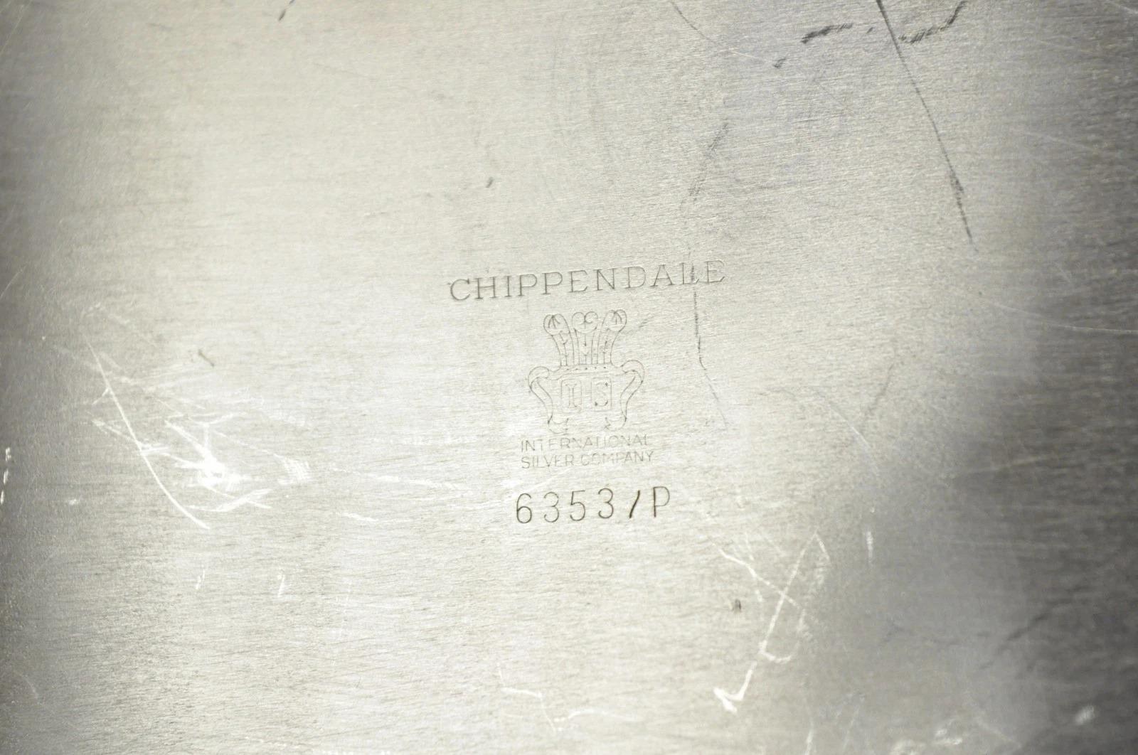 Vintage International Silver Co Chippendale Plato cubierto con monograma 