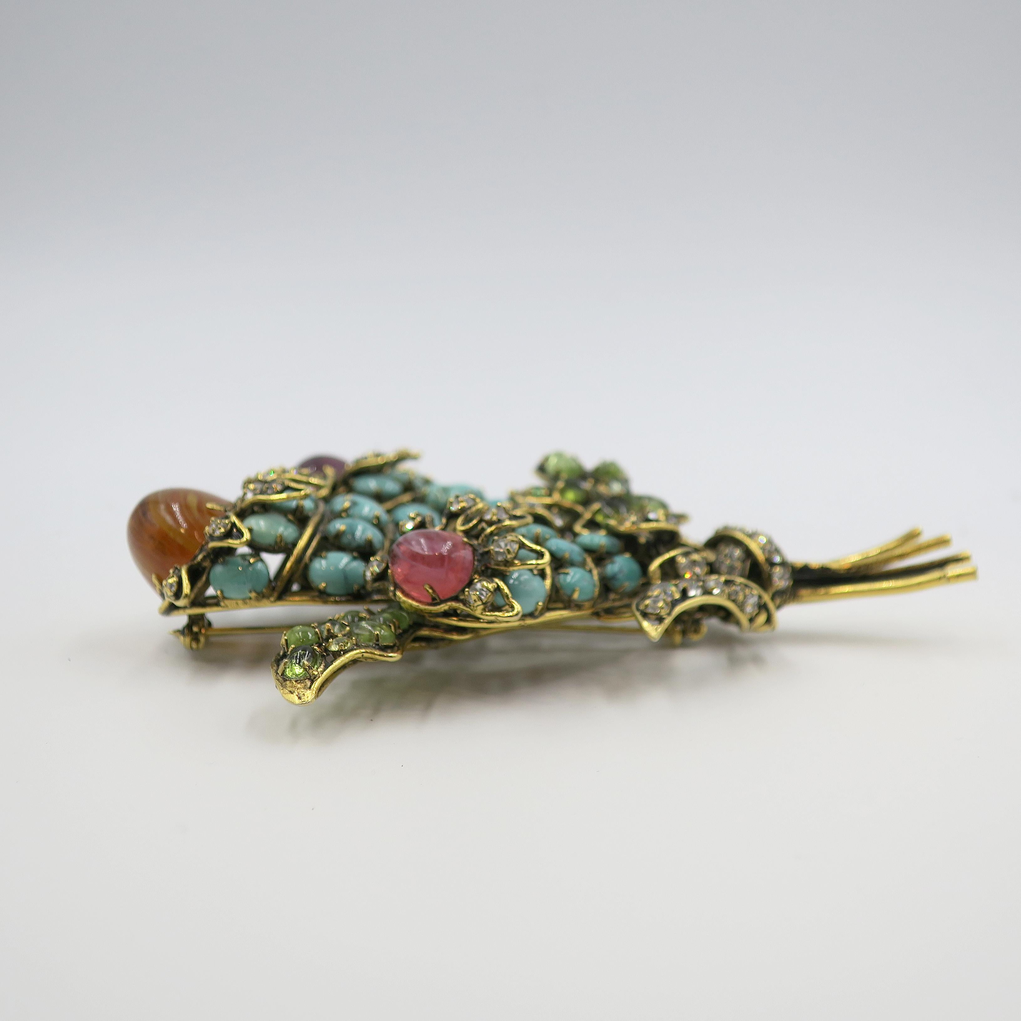 Vintage IRADJ MOINI Turquoise Peridot Glass Flower Fur Clip Brooch In Good Condition In New York, NY