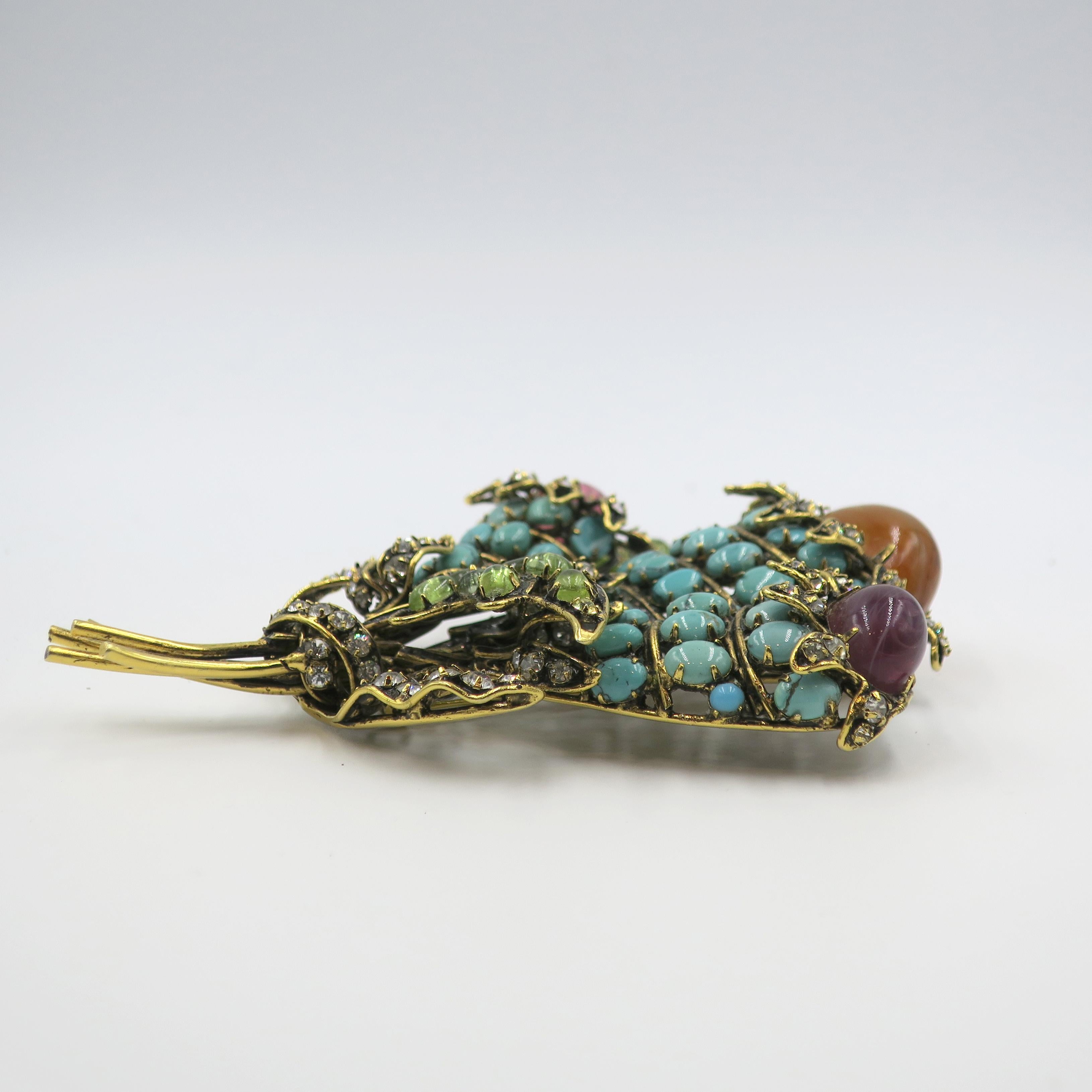 Women's or Men's Vintage IRADJ MOINI Turquoise Peridot Glass Flower Fur Clip Brooch