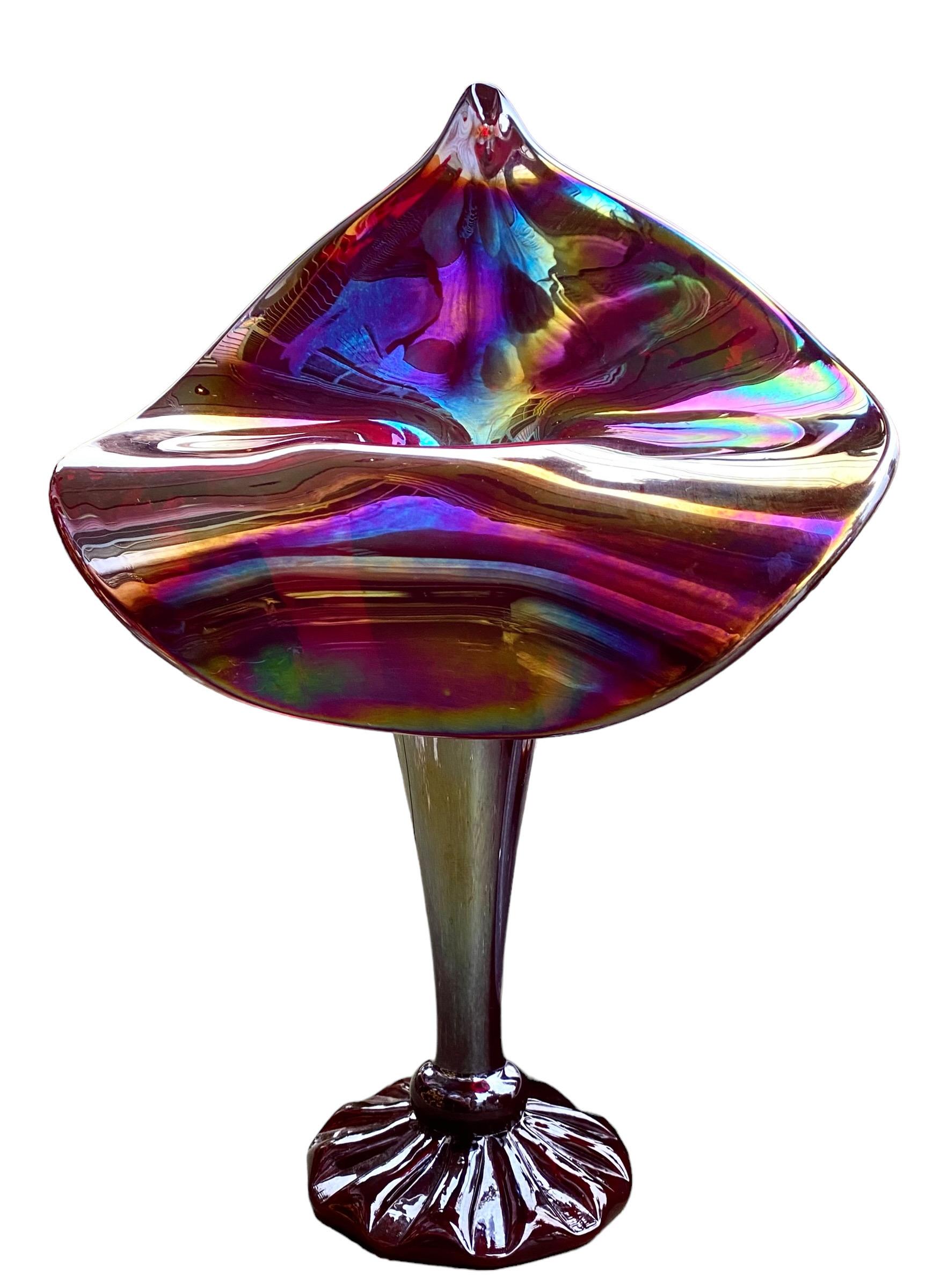 Vintage Iridescent Studio Art Glass Jack in the Pulpit Vase 7