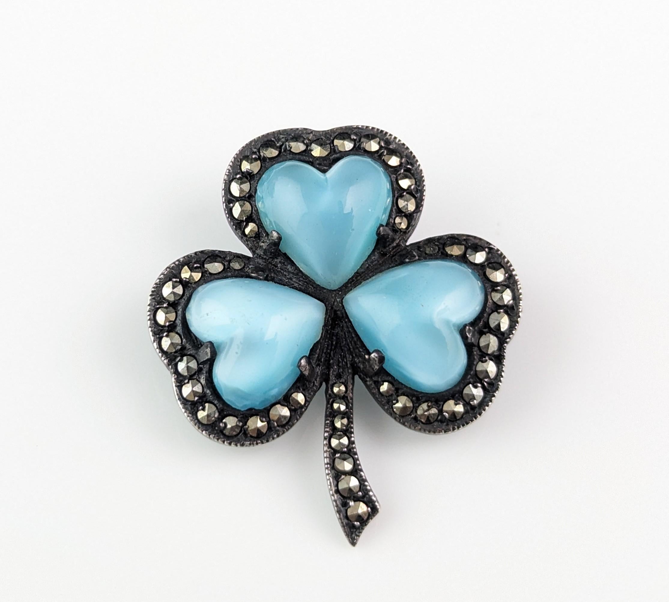 Vintage Irish shamrock brooch, Sterling silver, Marcasite and Paste hearts  For Sale 8