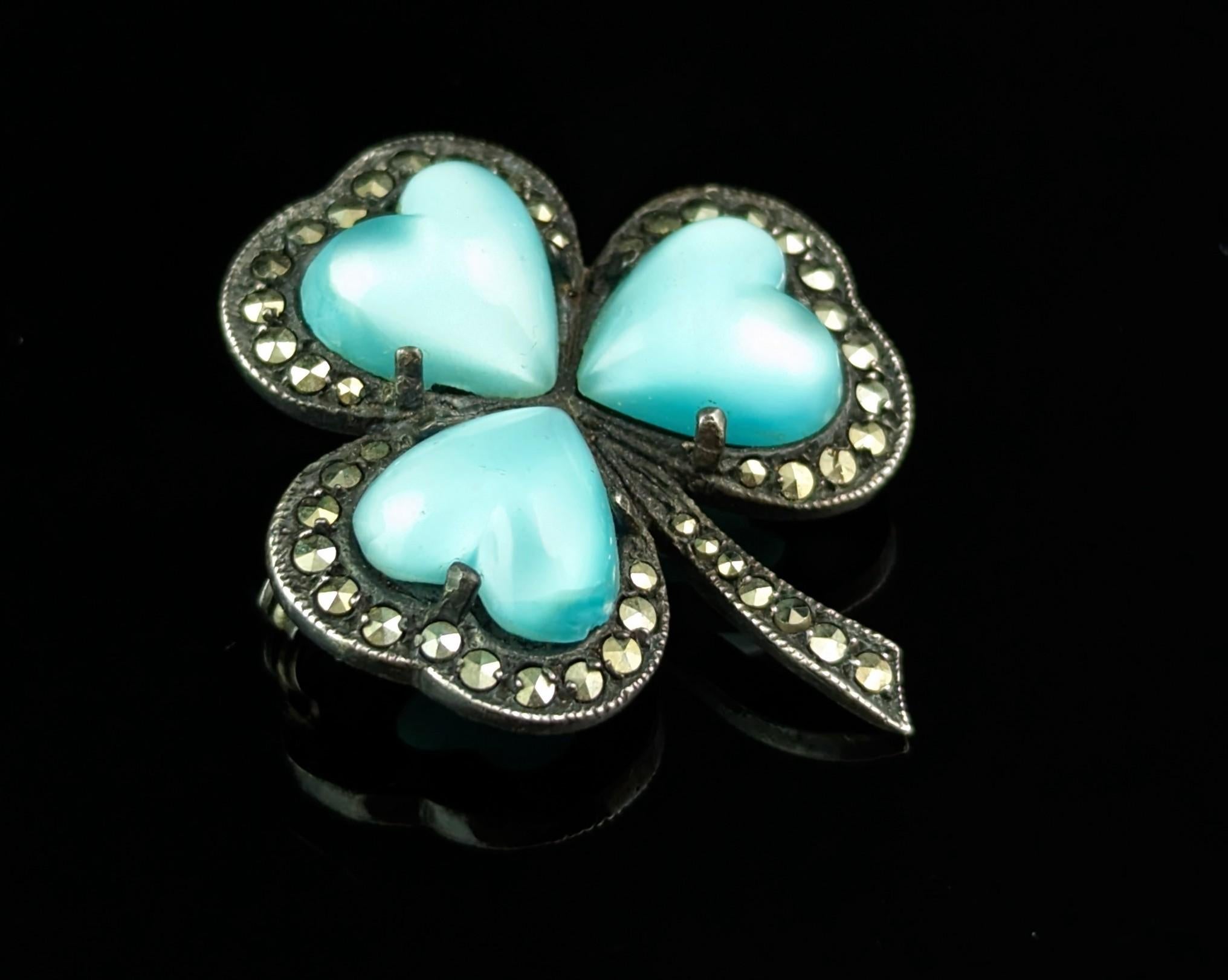 Vintage Irish shamrock brooch, Sterling silver, Marcasite and Paste hearts  For Sale 3