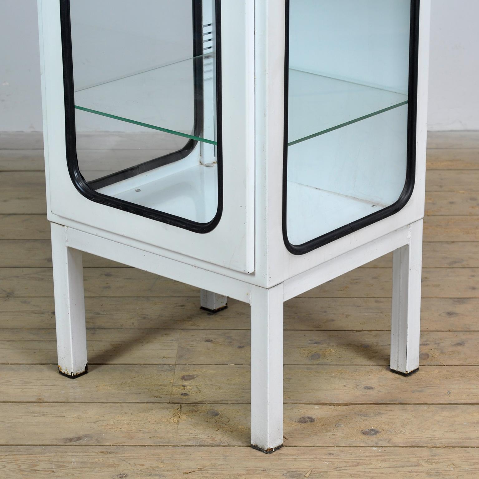 Verre Vintage Iron And Glass Medical Cabinet, 1970s en vente