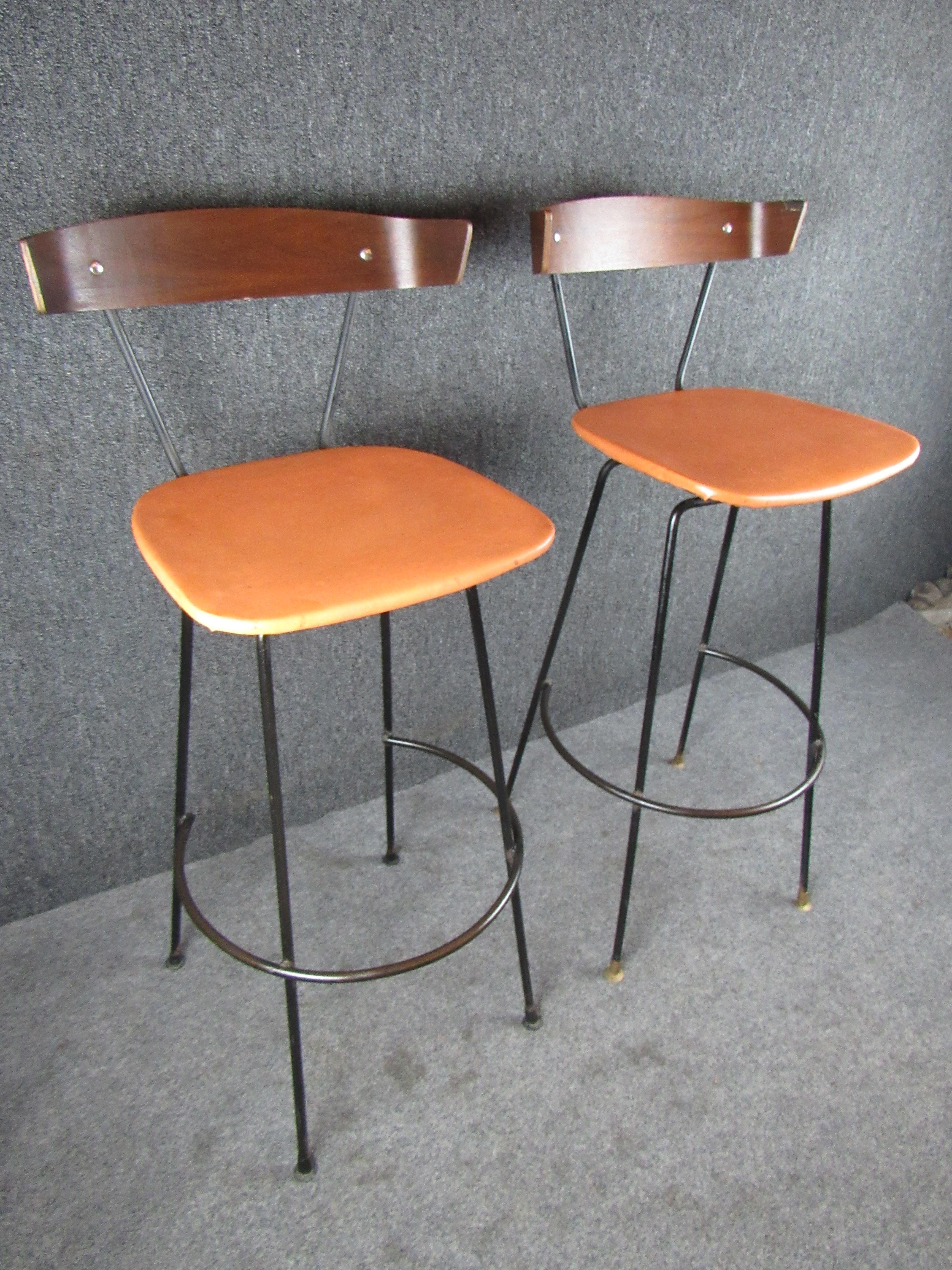 American Vintage Iron Bar Stools by Clifford Pascoe For Sale