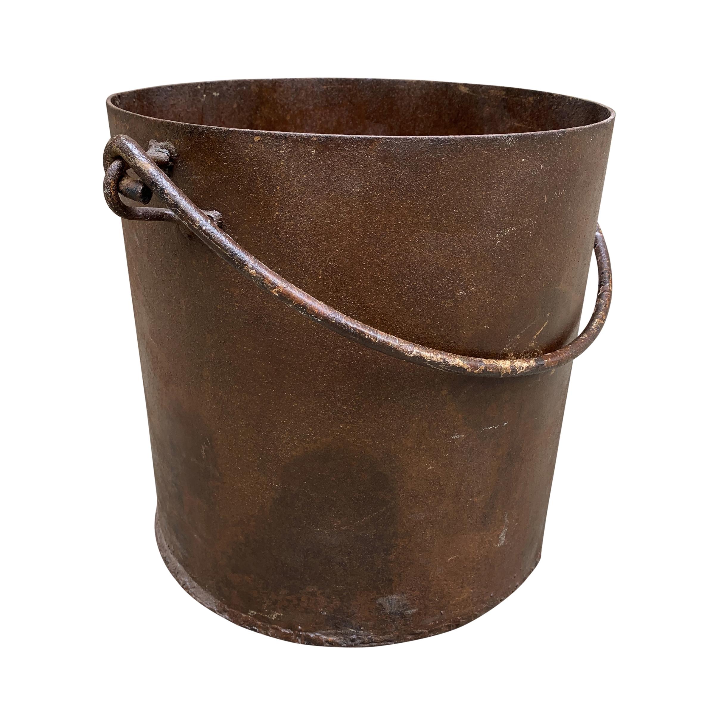 American Vintage Iron Bucket