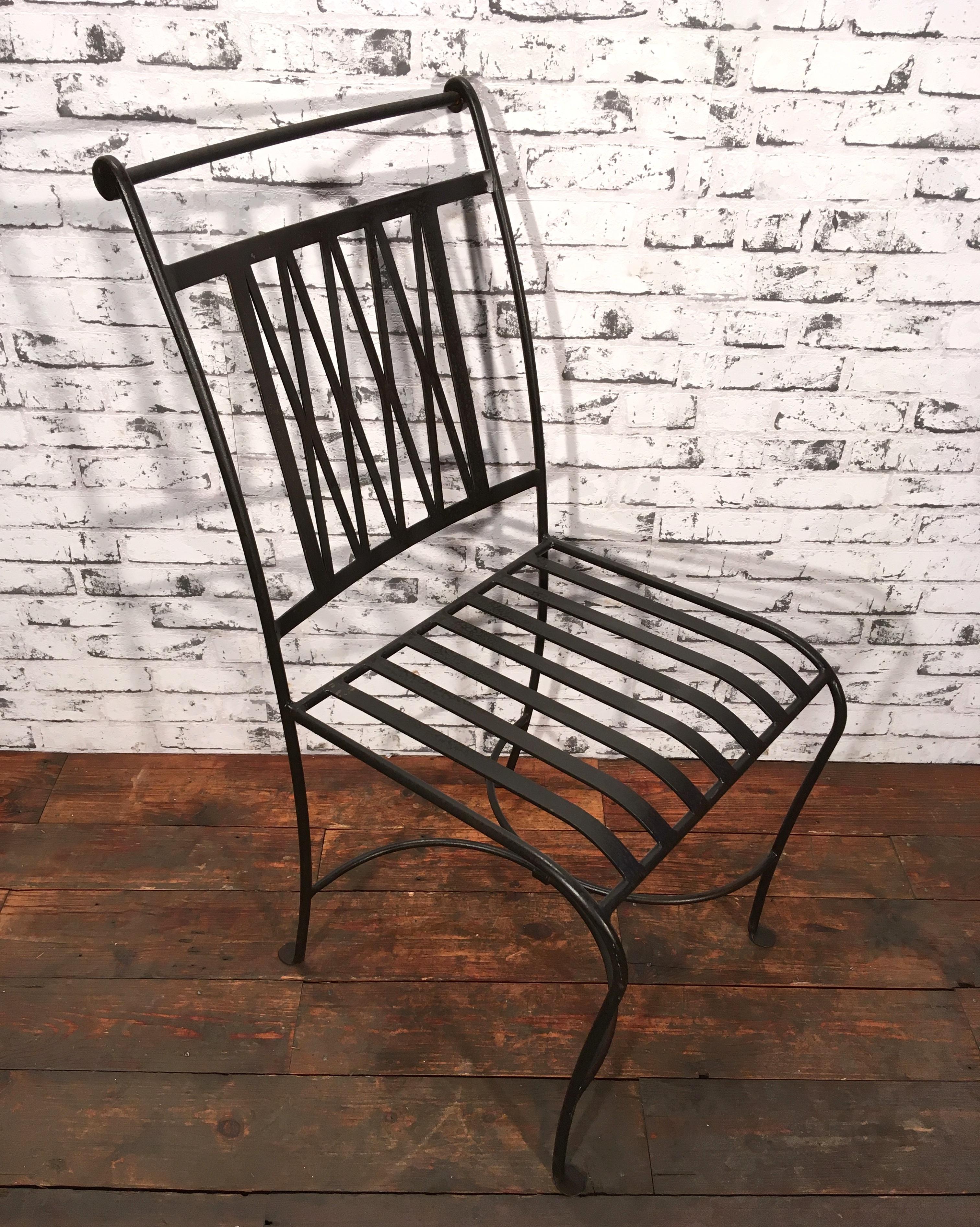 Vintage iron chair made by an art blacksmith during the 1930s.
Weight of the chair is 7 kg.
Dimensions of the seat: 42 x 37 cm.