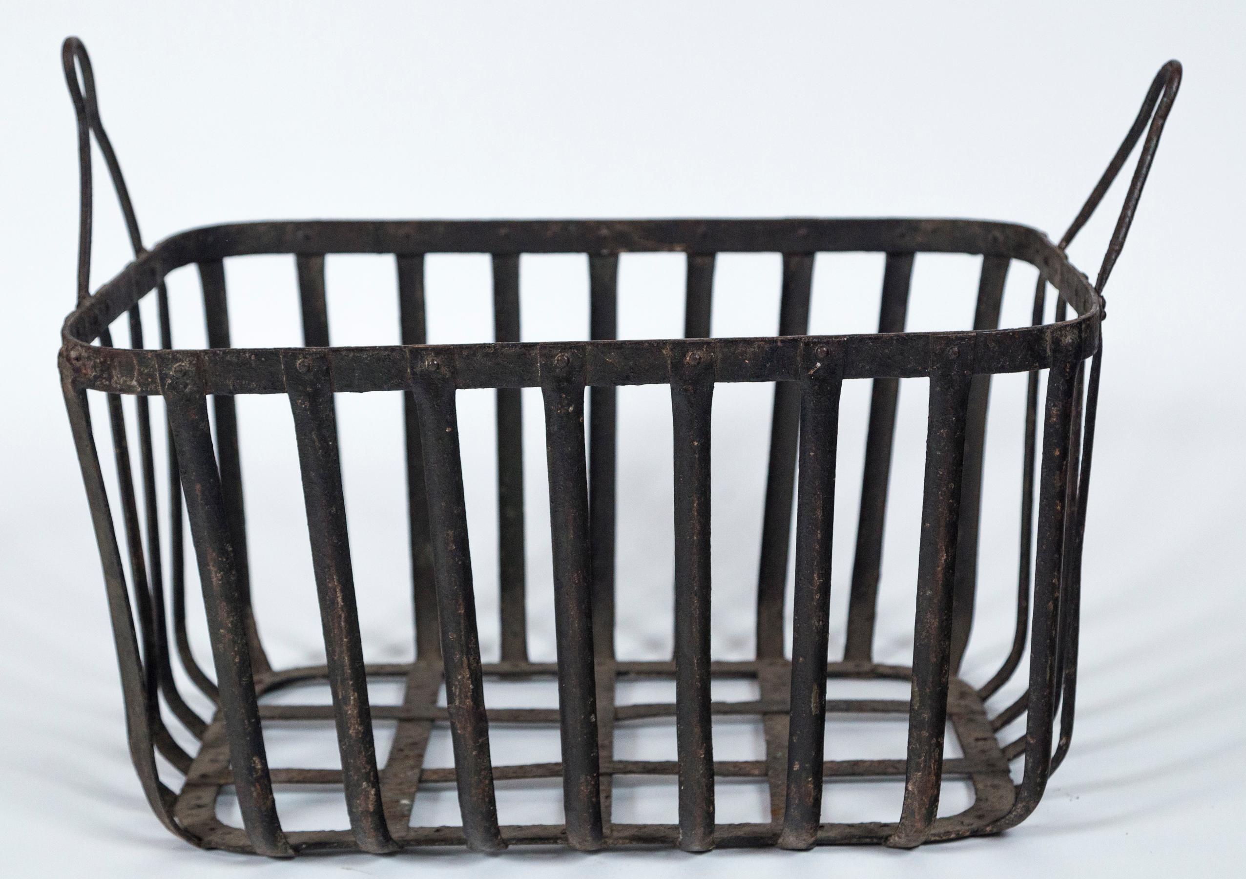 Vintage Iron Field Basket, 20th Century For Sale 3