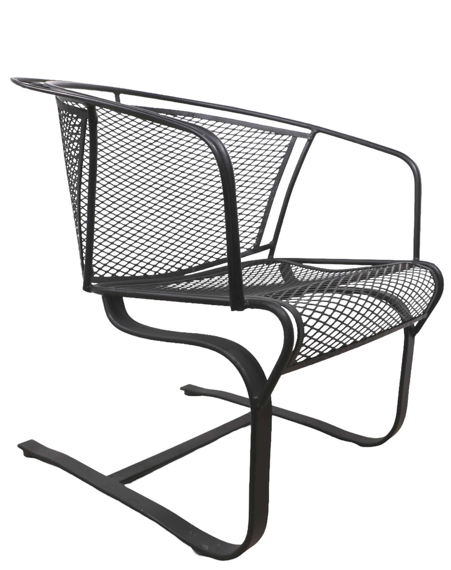 American Vintage Iron Garden Patio Poolside Cantilevered Chair att. to Woodard For Sale