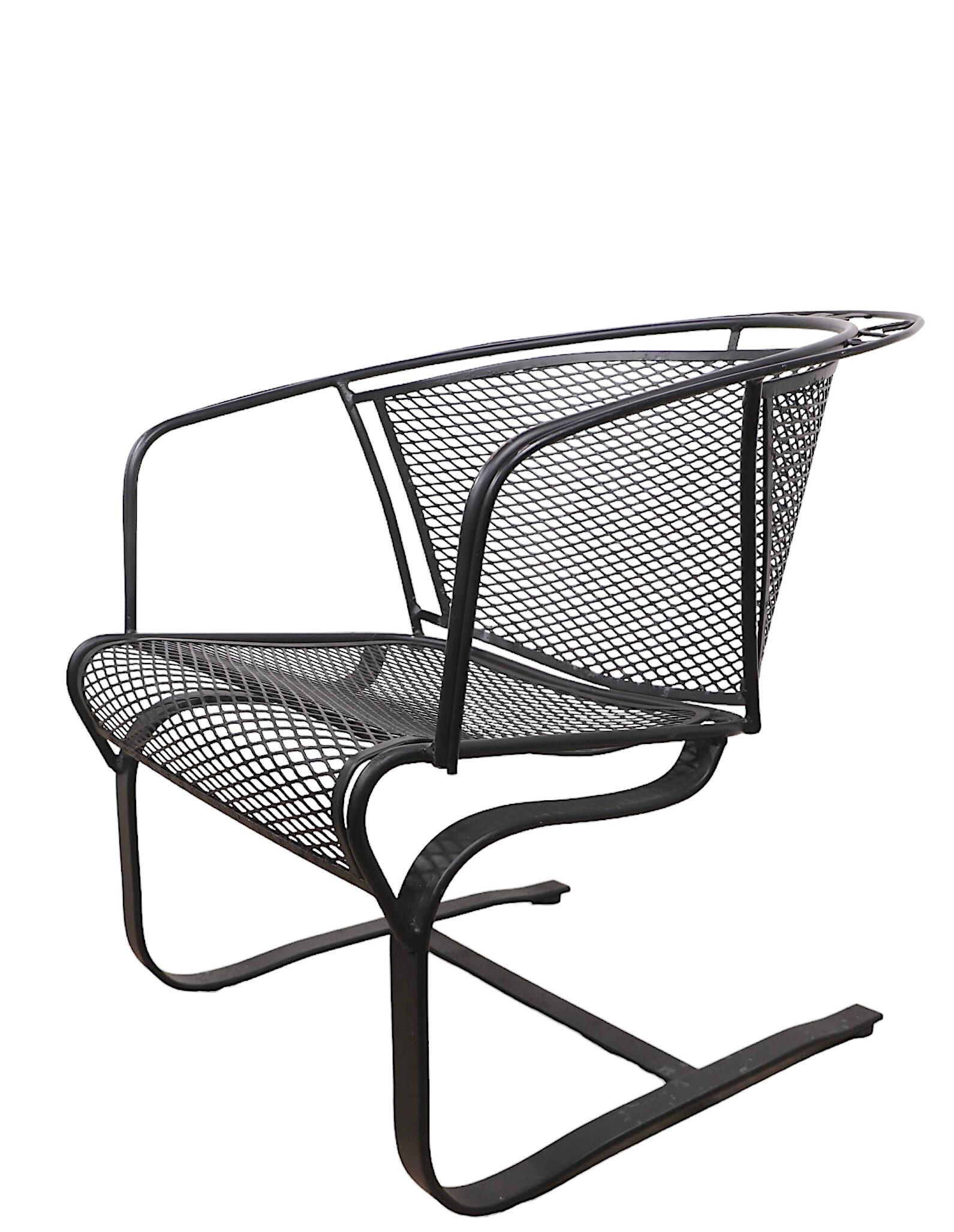 Metal Vintage Iron Garden Patio Poolside Cantilevered Chair att. to Woodard For Sale