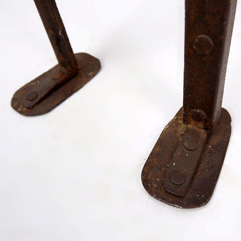 Vintage Eisen-Leiter mit Kette Unterstützung (Moderne der Mitte des Jahrhunderts) im Angebot