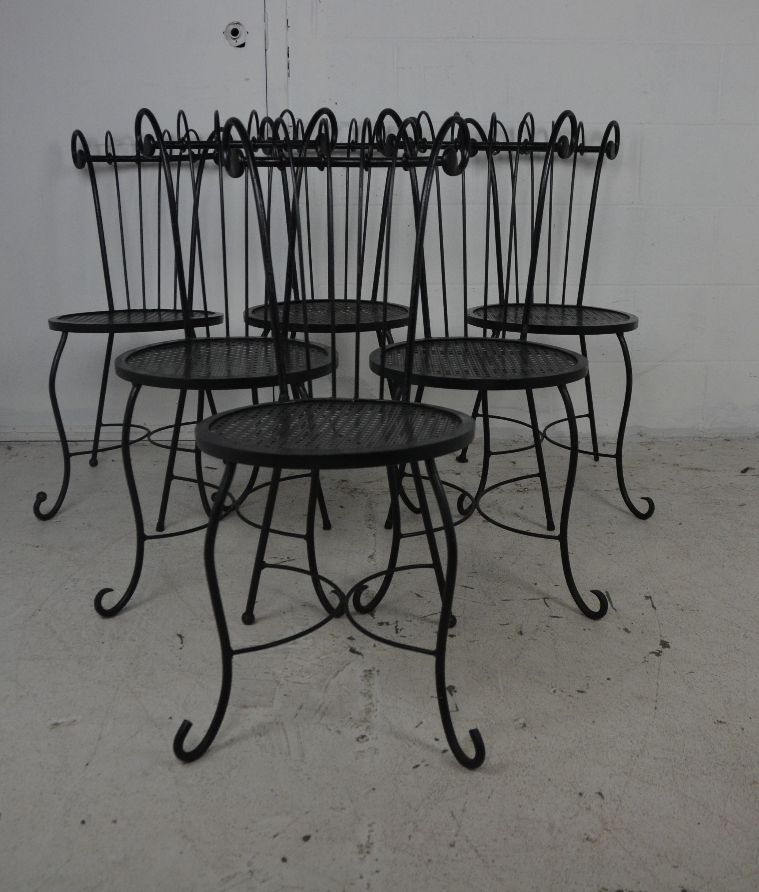 Made of extremely durable wrought iron material. Hand formed by skilled craftsmen.





 