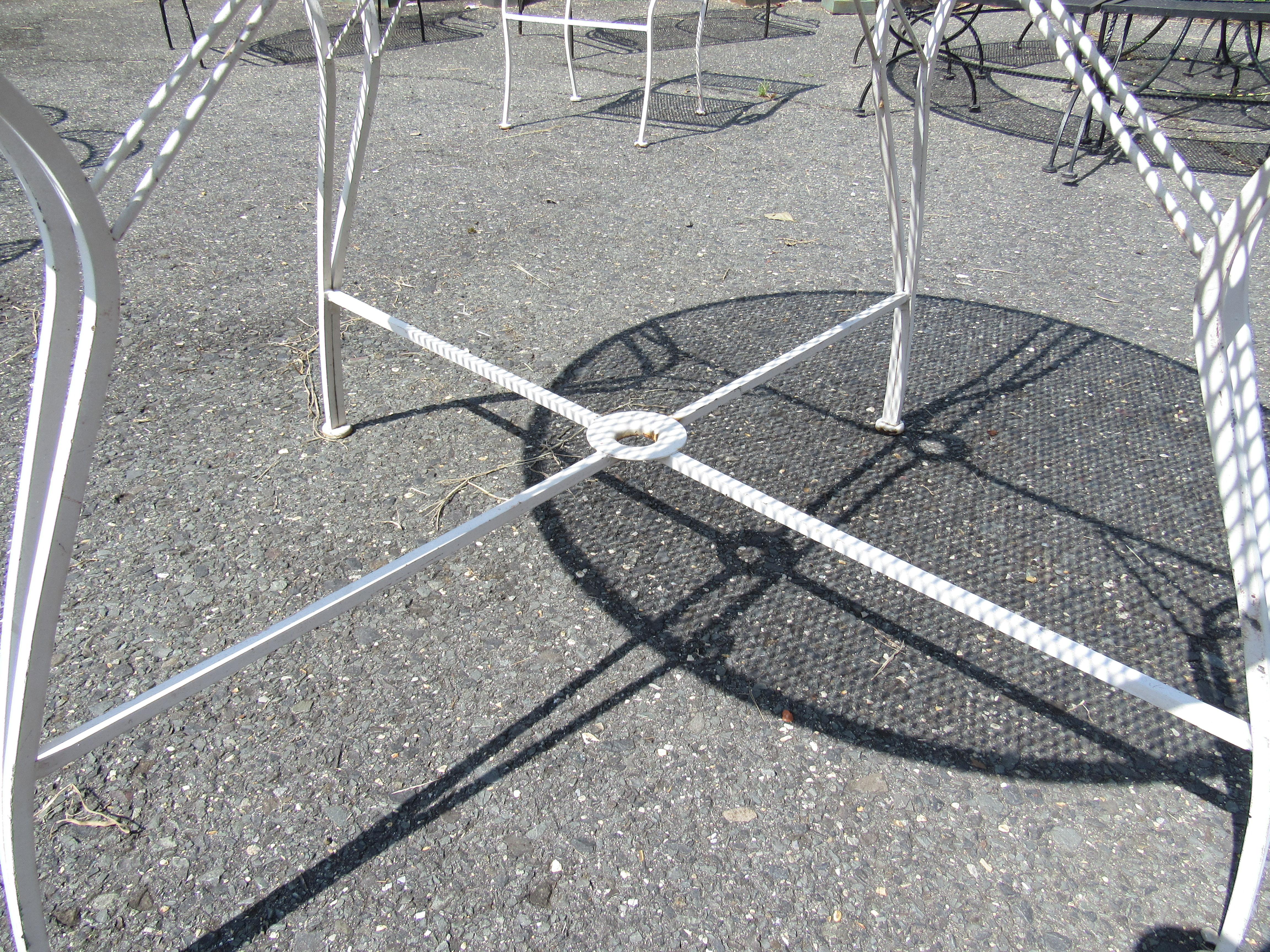 20th Century Vintage Iron Patio Dining Set