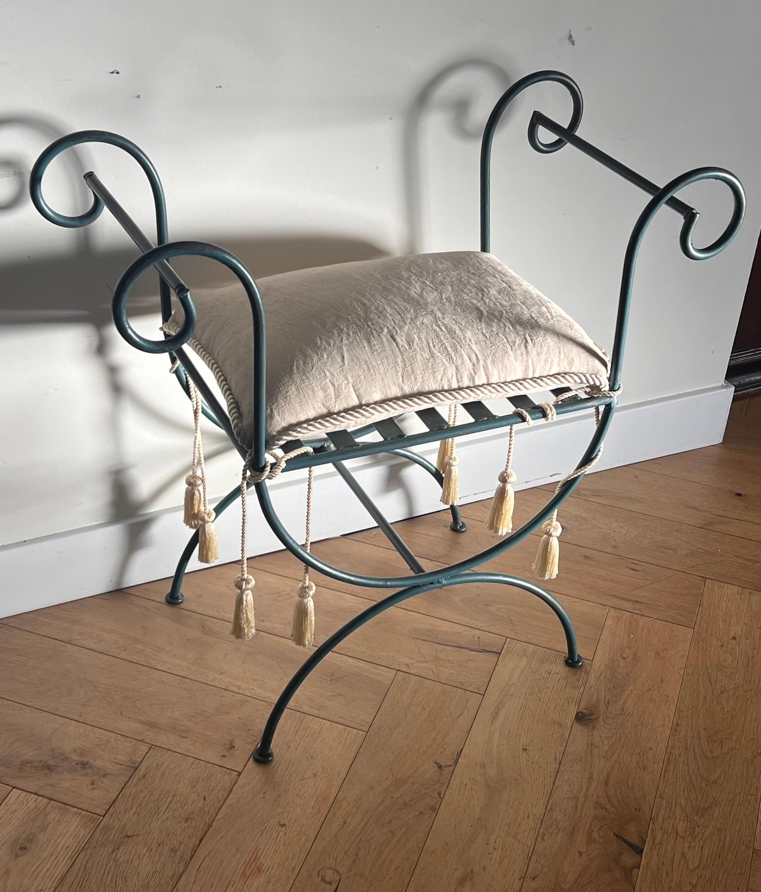 Vintage iron vanity stool with tasseled seat pillow, 20th century  For Sale 8