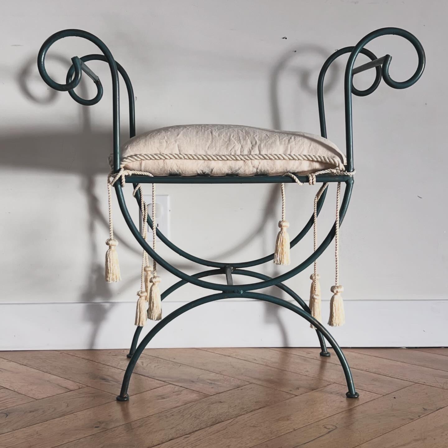 Fabric Vintage iron vanity stool with tasseled seat pillow, 20th century  For Sale