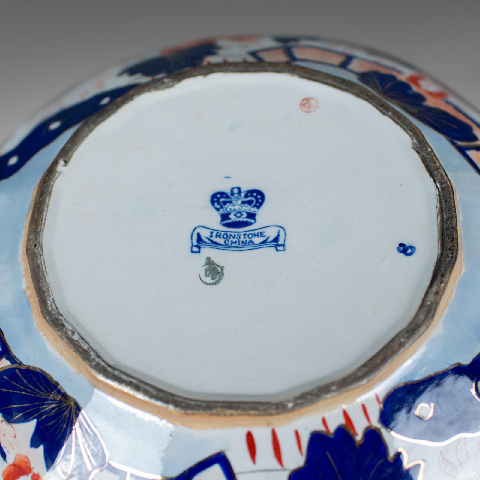 China-Kanne und -Kachel aus Eisenstein, Krug und Schale, viktorianischer Stil (20. Jahrhundert) im Angebot