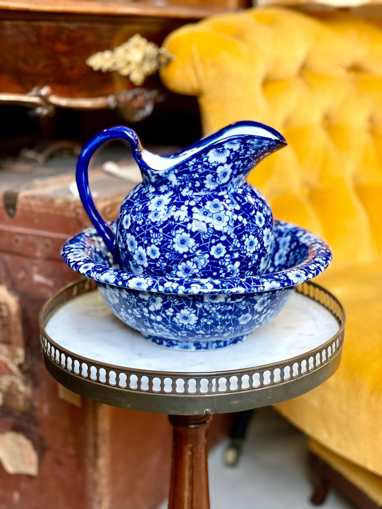 Vintage Ironstone Water Pitcher and Wash Basin with a Decor of Flowers For  Sale at 1stDibs | antique wash basin and pitcher, vintage bowl and pitcher,  antique wash basin and pitcher set, image size:768x1024