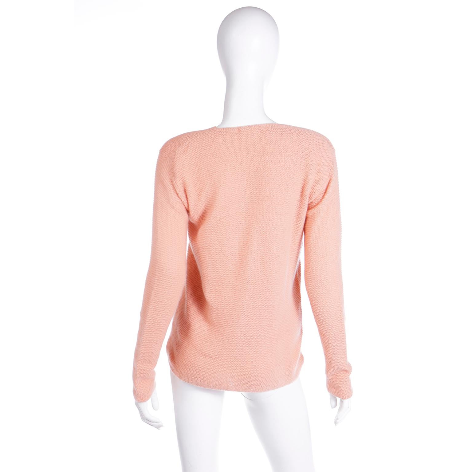 Vintage Isaac Mizrahi Peach Cashmere 2 pc Cardigan Sweater & SS Top Twinset In Excellent Condition For Sale In Portland, OR