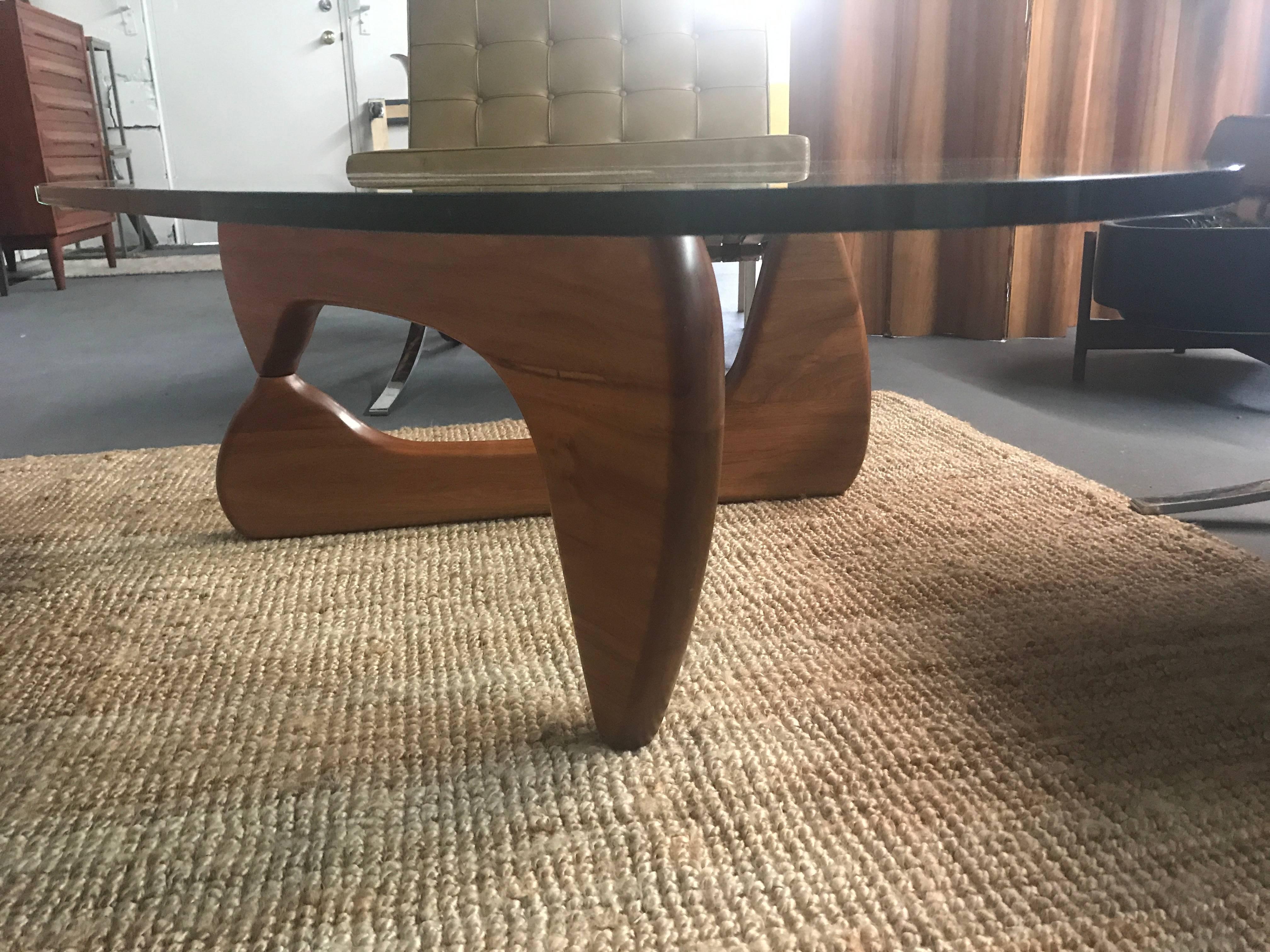 Vintage Isamu Noguchi Glass Coffee Table for Herman Miller In Excellent Condition In Salt Lake City, UT