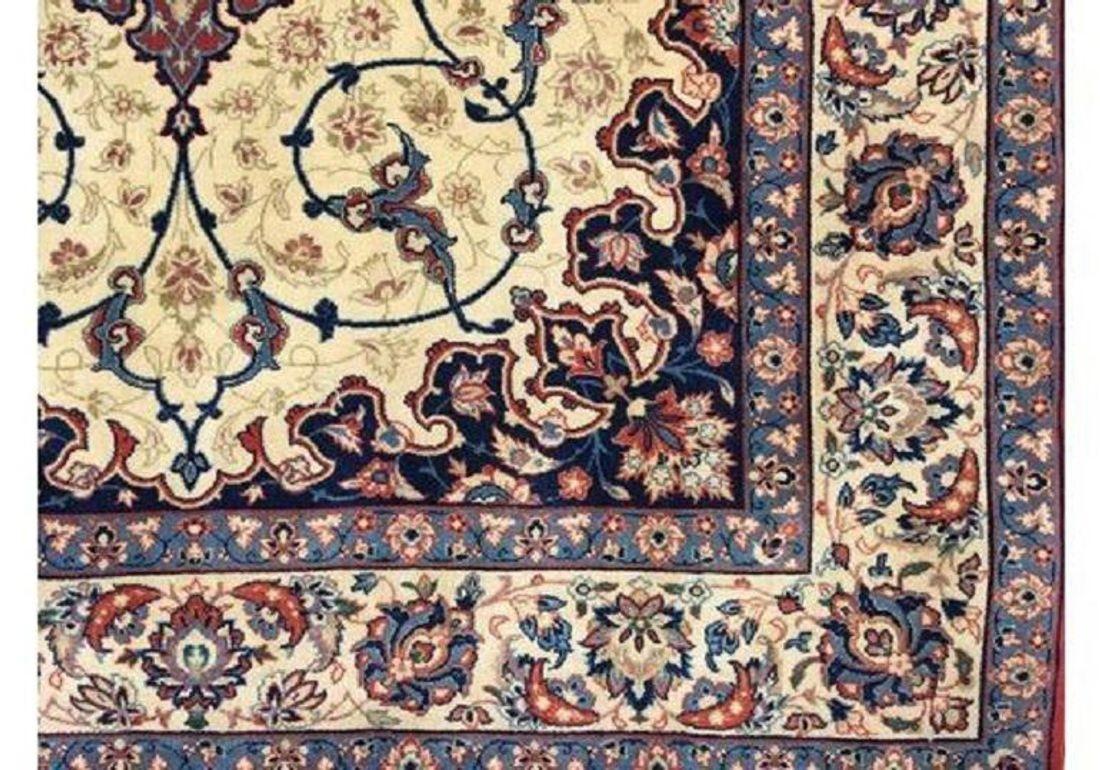 Vintage Isfahan-Teppich 1,55m X 1,09m im Zustand „Gut“ im Angebot in St. Albans, GB