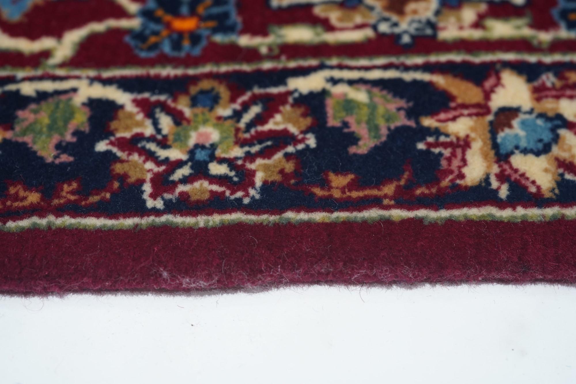 Extremely Fine Persian Isfahan Wool and Silk Rug 3'4'' x 5'0