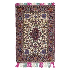 Äußerst feiner persischer Isfahan-Teppich aus Wolle und Seide 3'4'' x 5'0"