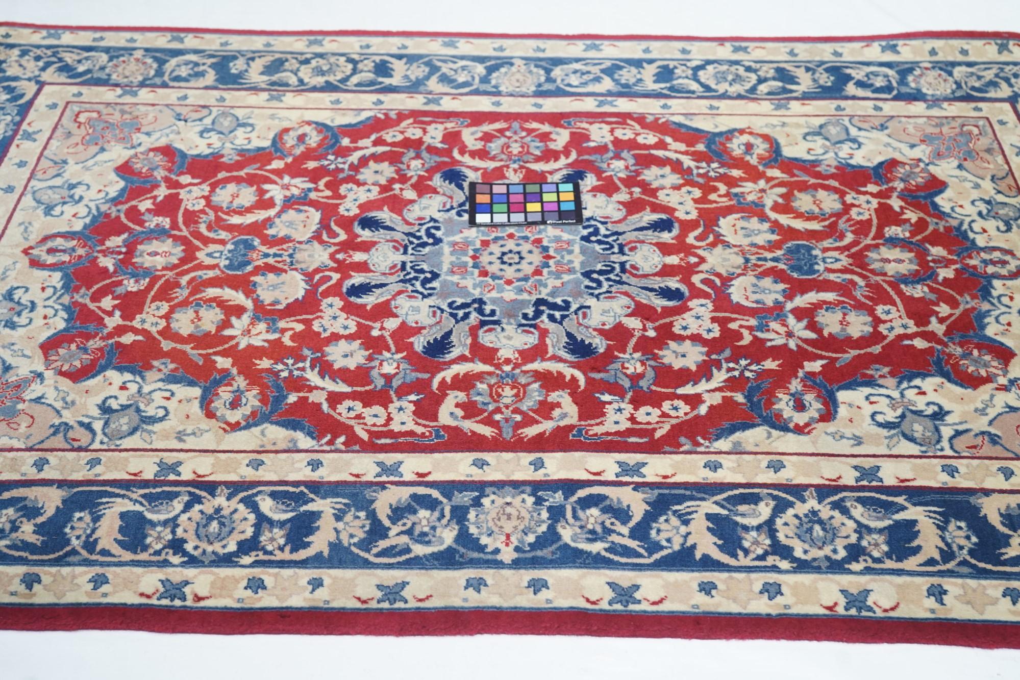Vintage Persian Isfahan Rug 4' x 6' For Sale 4