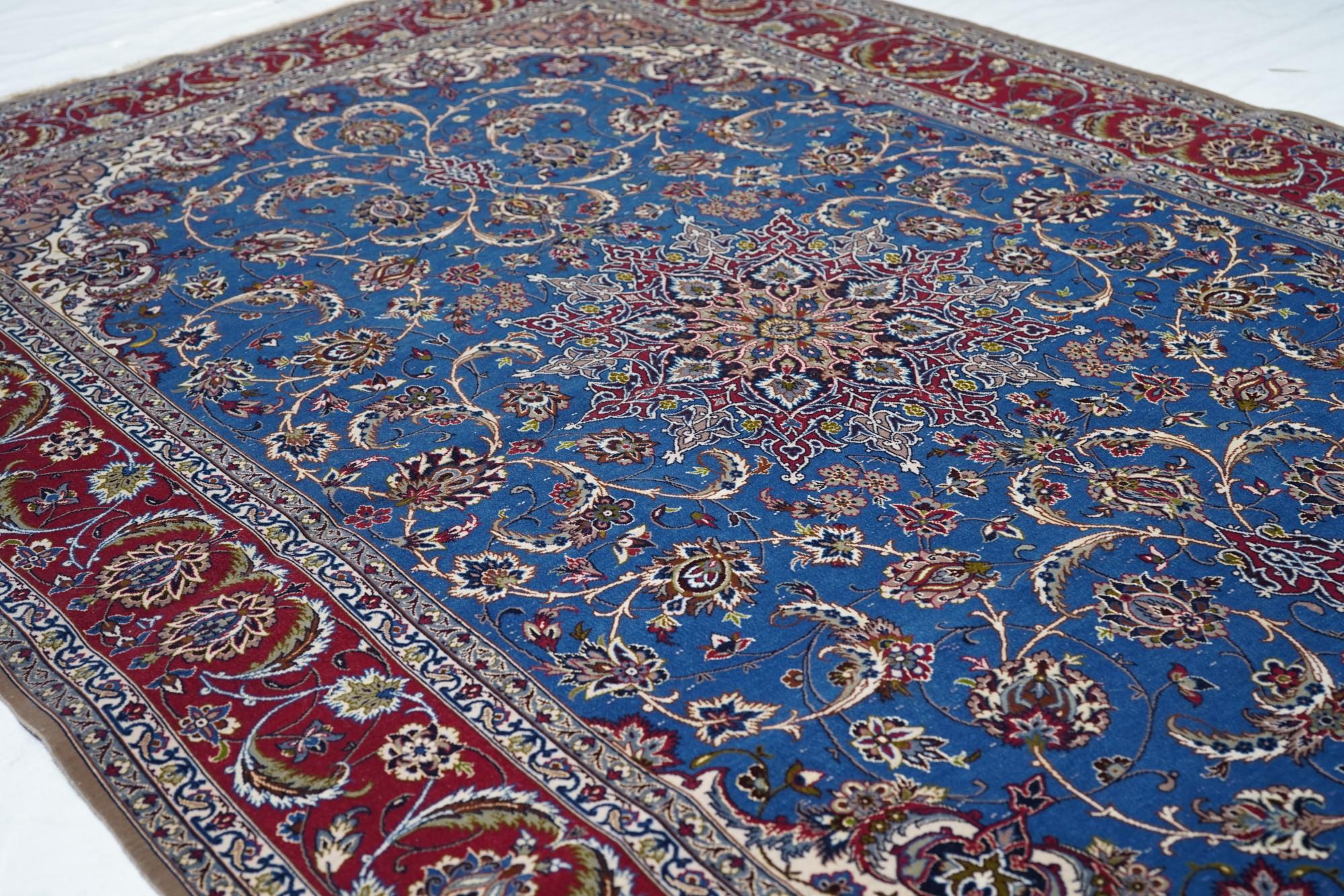 Mid-20th Century Vintage Isfahan Rug For Sale