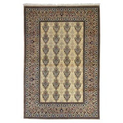 Äußerst feiner persischer Isfahan-Teppich aus Wolle und Seide 5'1'' x 7'6''