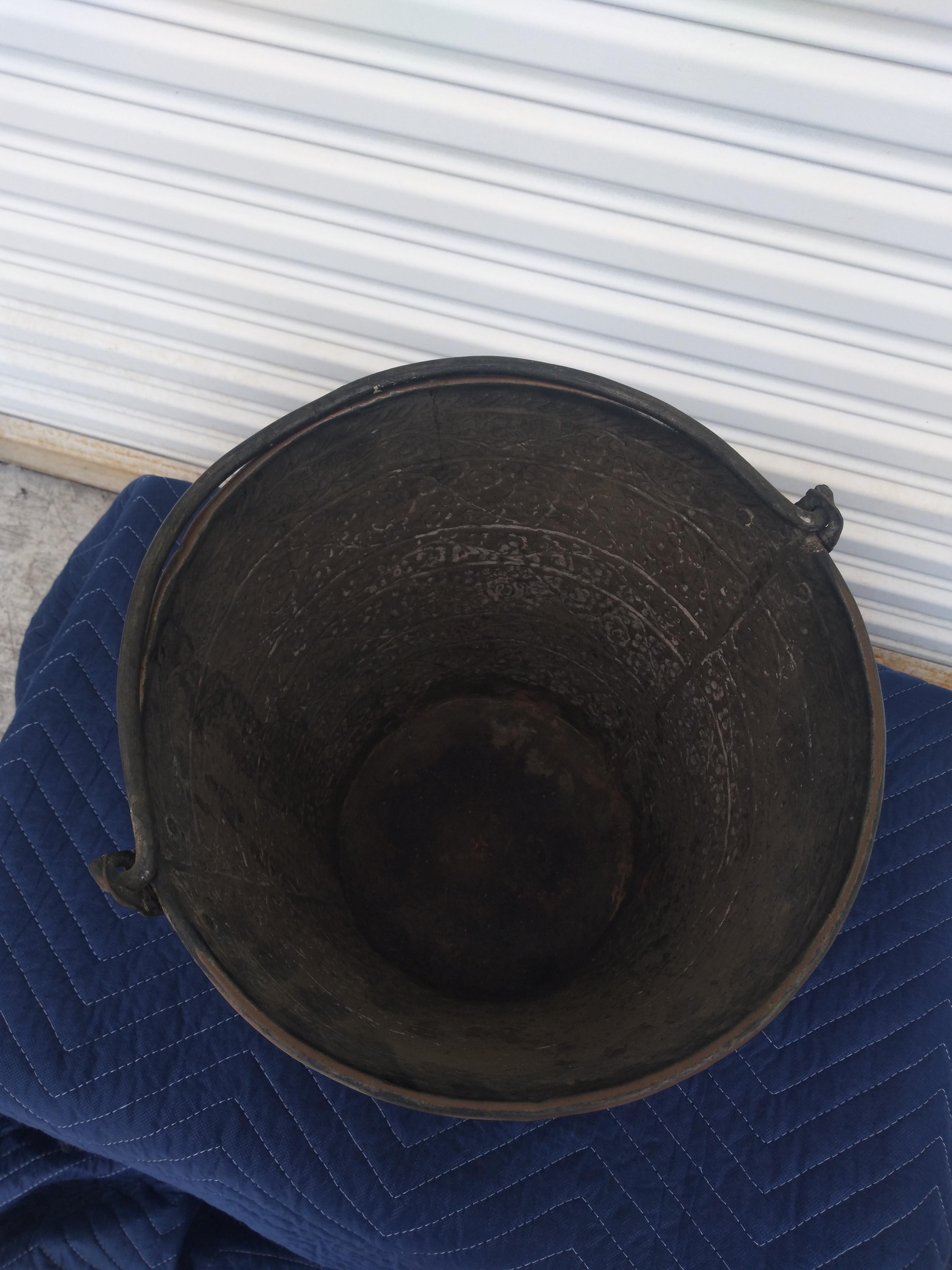 Vintage Islamic Style Decorative Forged Metal Pail In Good Condition For Sale In Pasadena, TX