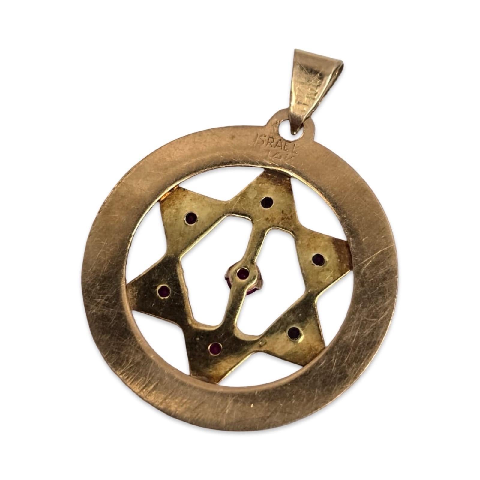 da uomo o donna Ciondolo israeliano d'epoca a stella di David 14K con rubini - Menorah Hallmark in vendita