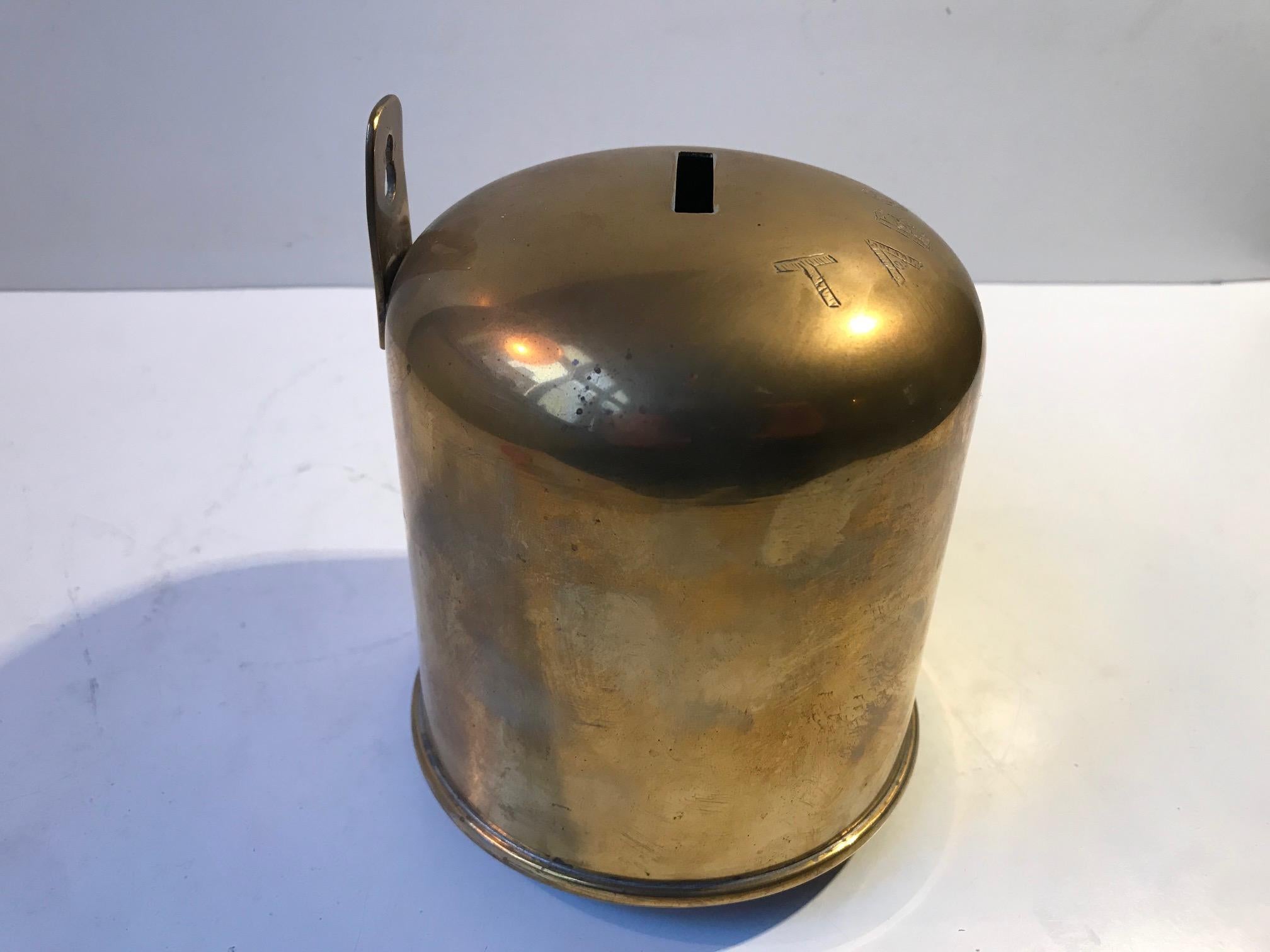 Vintage Israeli Church Tithing Bank in Brass In Good Condition For Sale In Esbjerg, DK