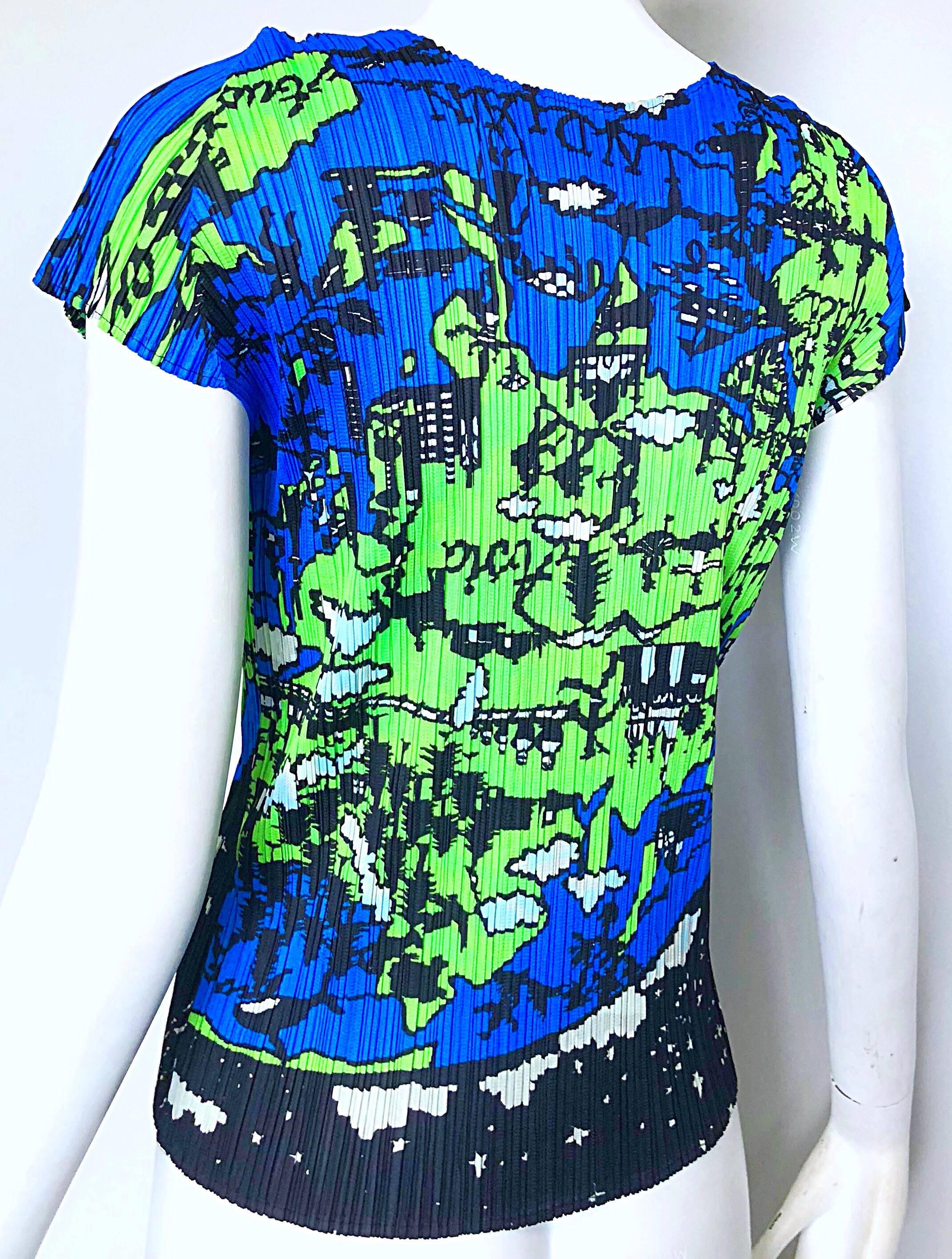 Women's Vintage Issey Miyake 1990s Rare ' Map of the World ' 90s Short Sleeve Blouse For Sale