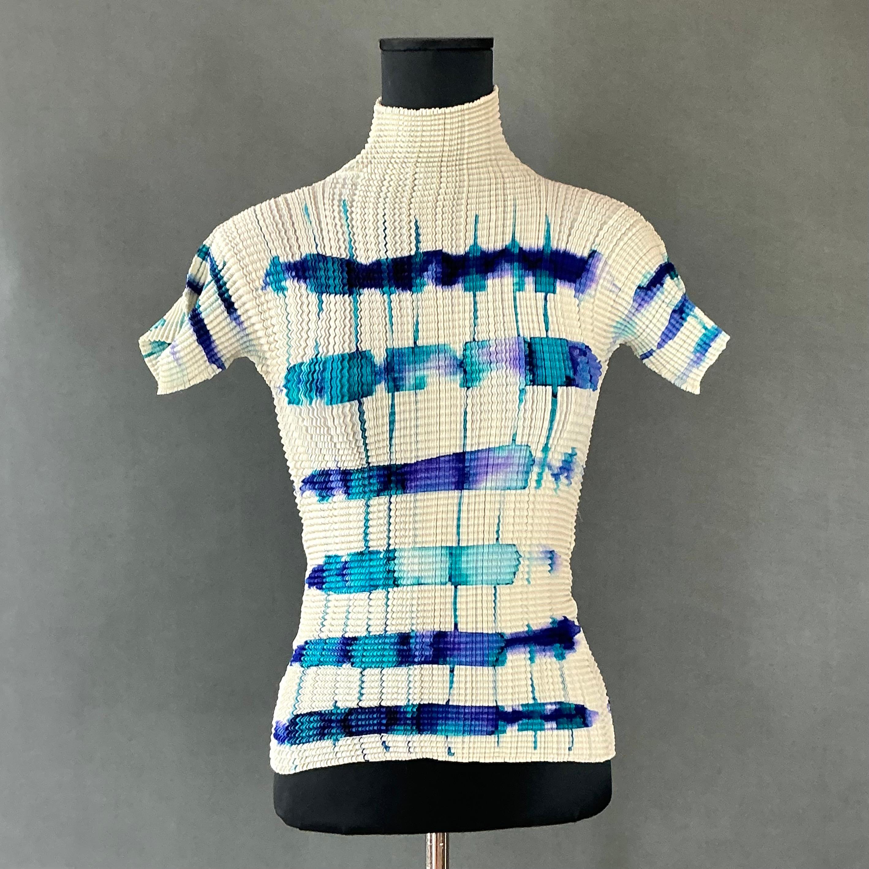 Women's or Men's Vintage Issey Miyake Pleats Please Tie Dye T Shirt For Sale