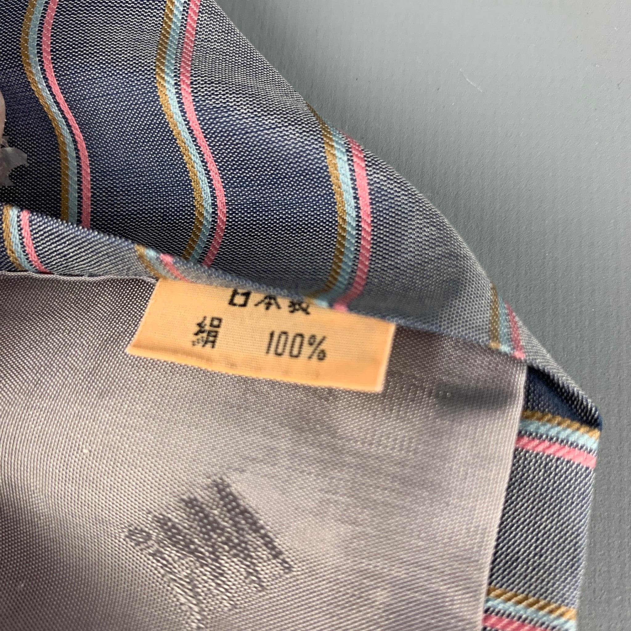 Vintage ISSEY MIYAKE Grey Pink Diagonal Stripe Silk Tie In Good Condition For Sale In San Francisco, CA