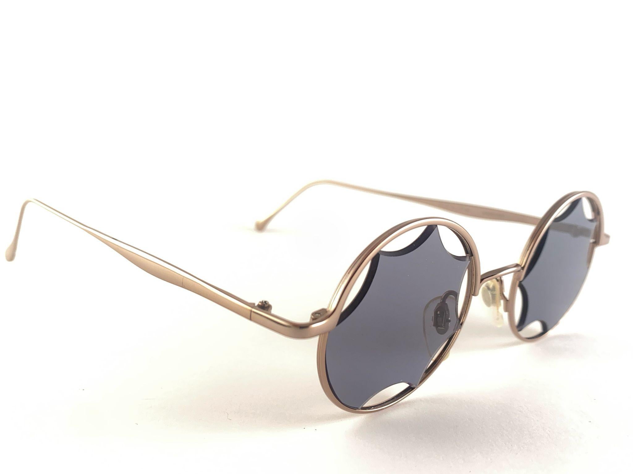 Women's or Men's Vintage Issey Miyake Men IM 401 Spiderweb Made in Japan Sunglasses For Sale