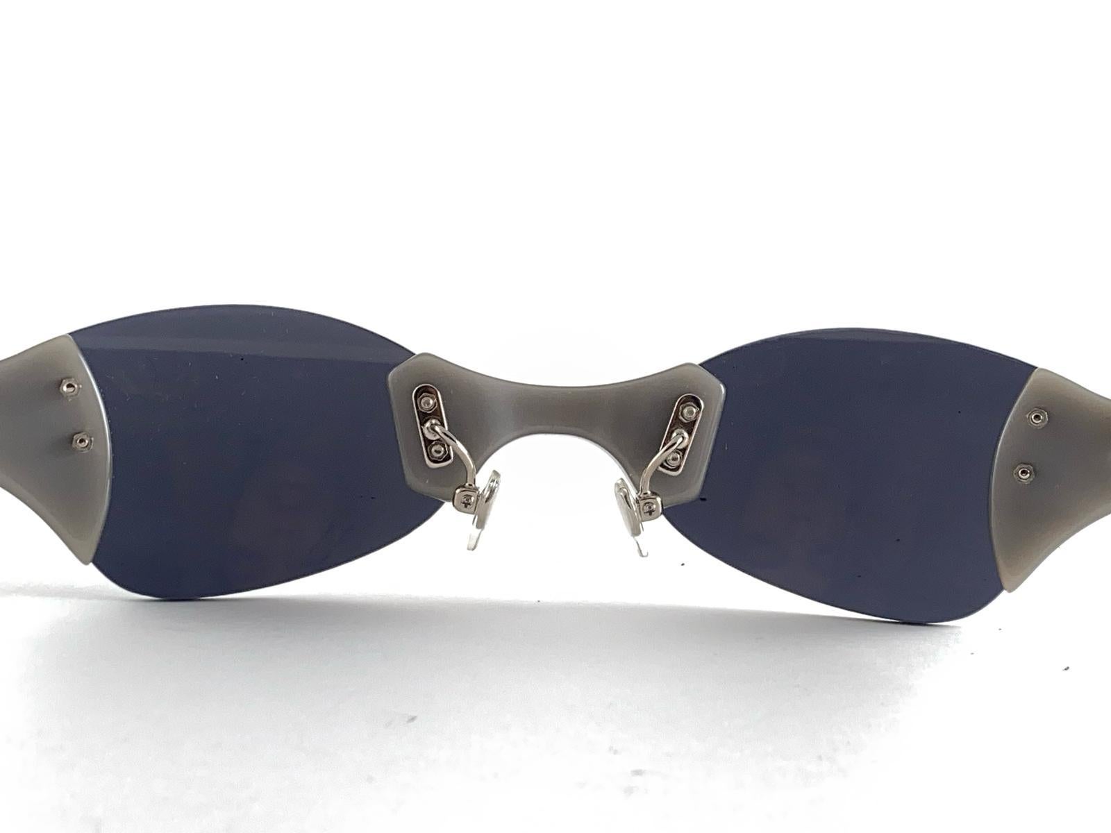 Occhiali da sole vintage Issey Miyake Uomo Opticien Loyd Wrap Around Japan in vendita 1