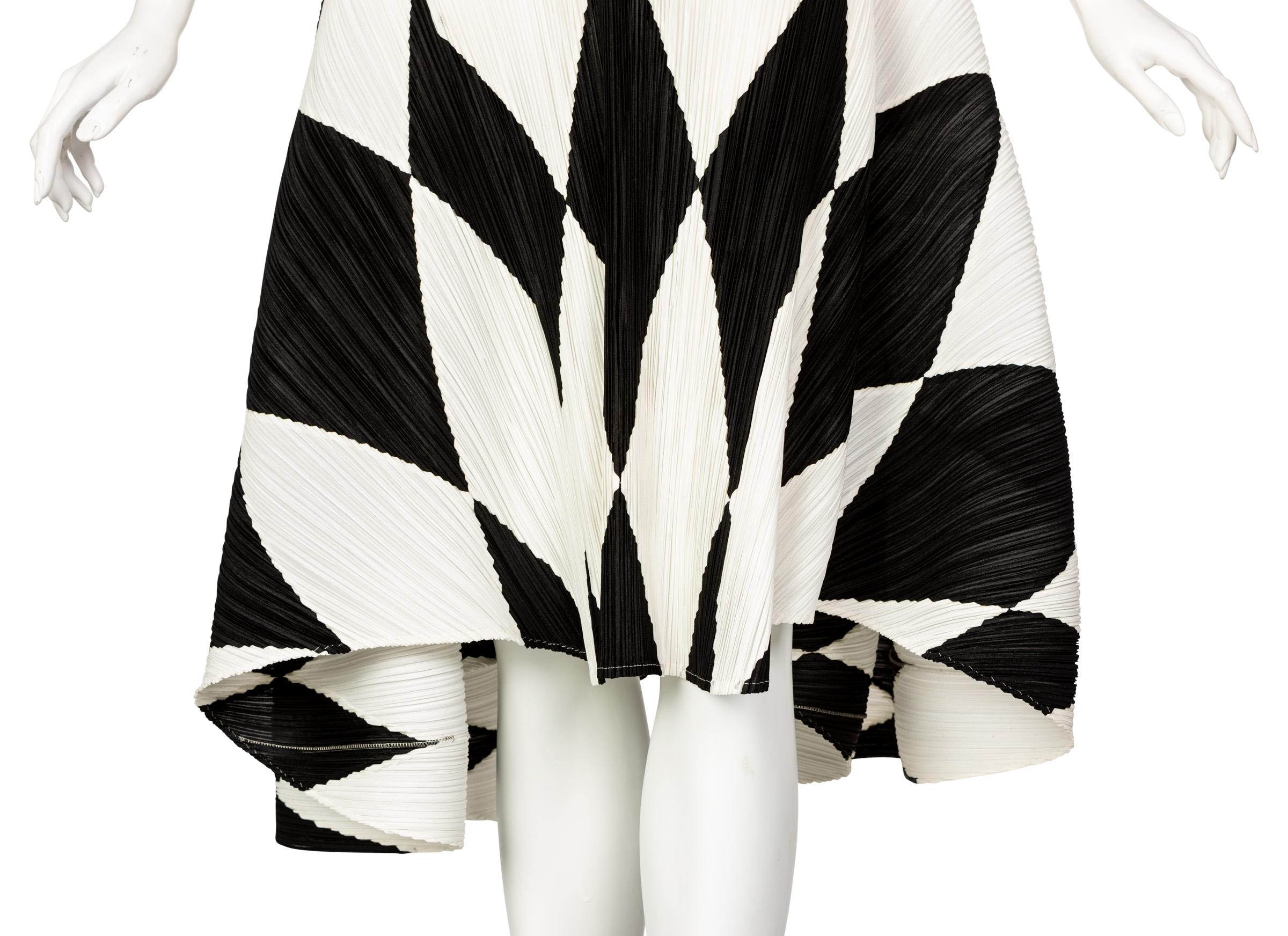 Women's Vintage Issey Miyake Pleats Please Black and Ivory Harlequin Sculptural Dress