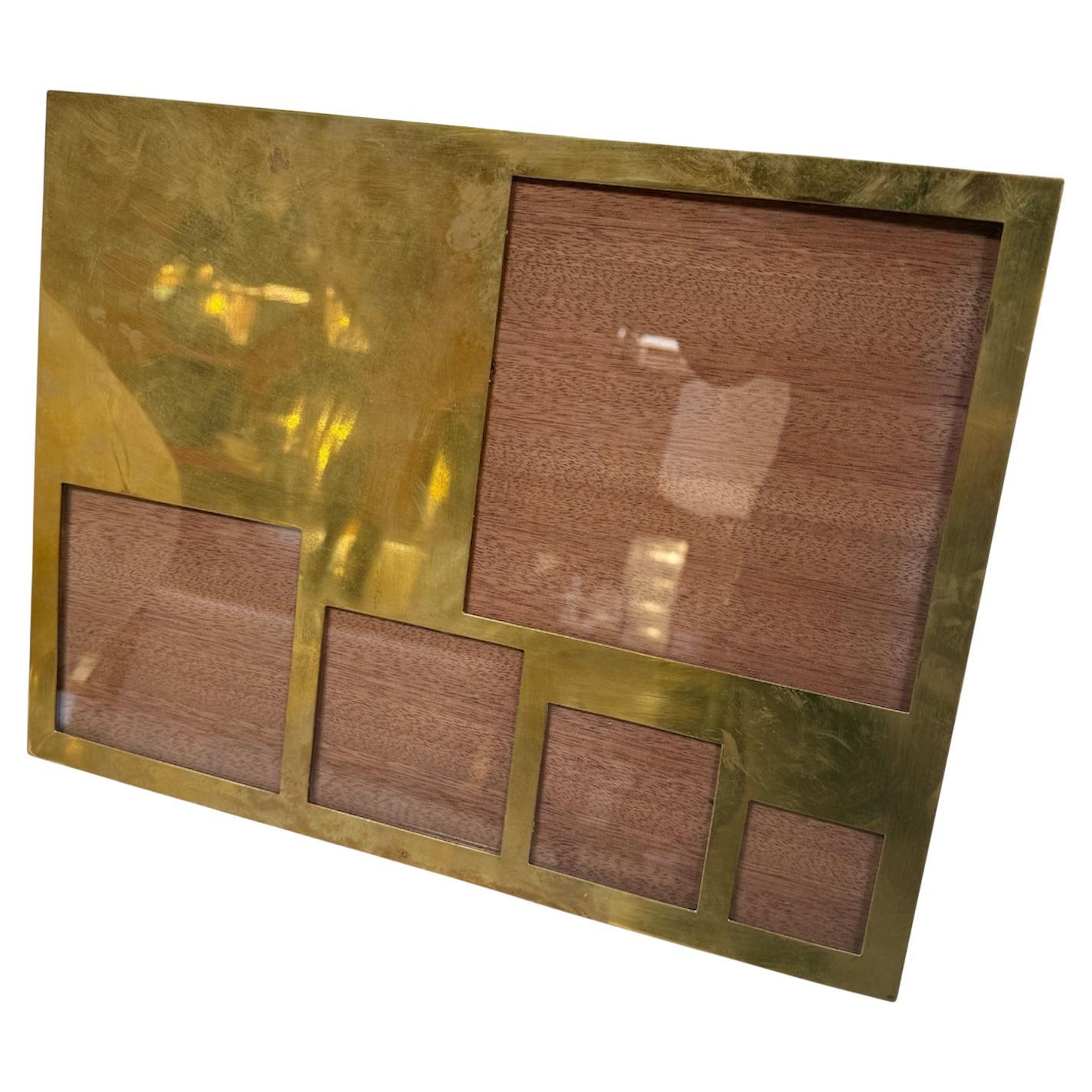 Cornice multifoto d'epoca in ottone con supporto in Wood in vendita
