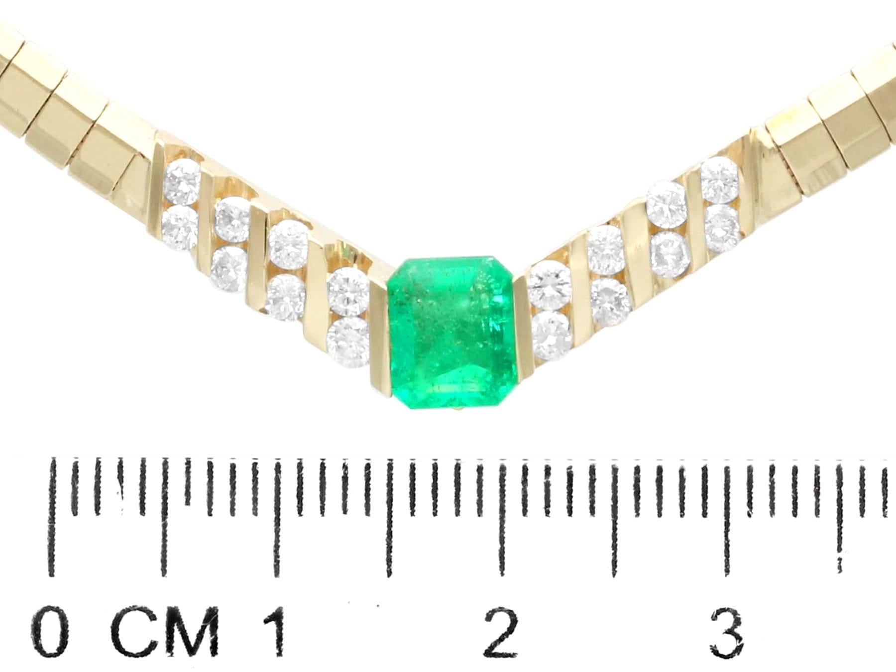 Vintage Italian 0.95ct Emerald and 0.45 ct Diamond, 14ct Yellow Gold Collarette  In Excellent Condition For Sale In Jesmond, Newcastle Upon Tyne