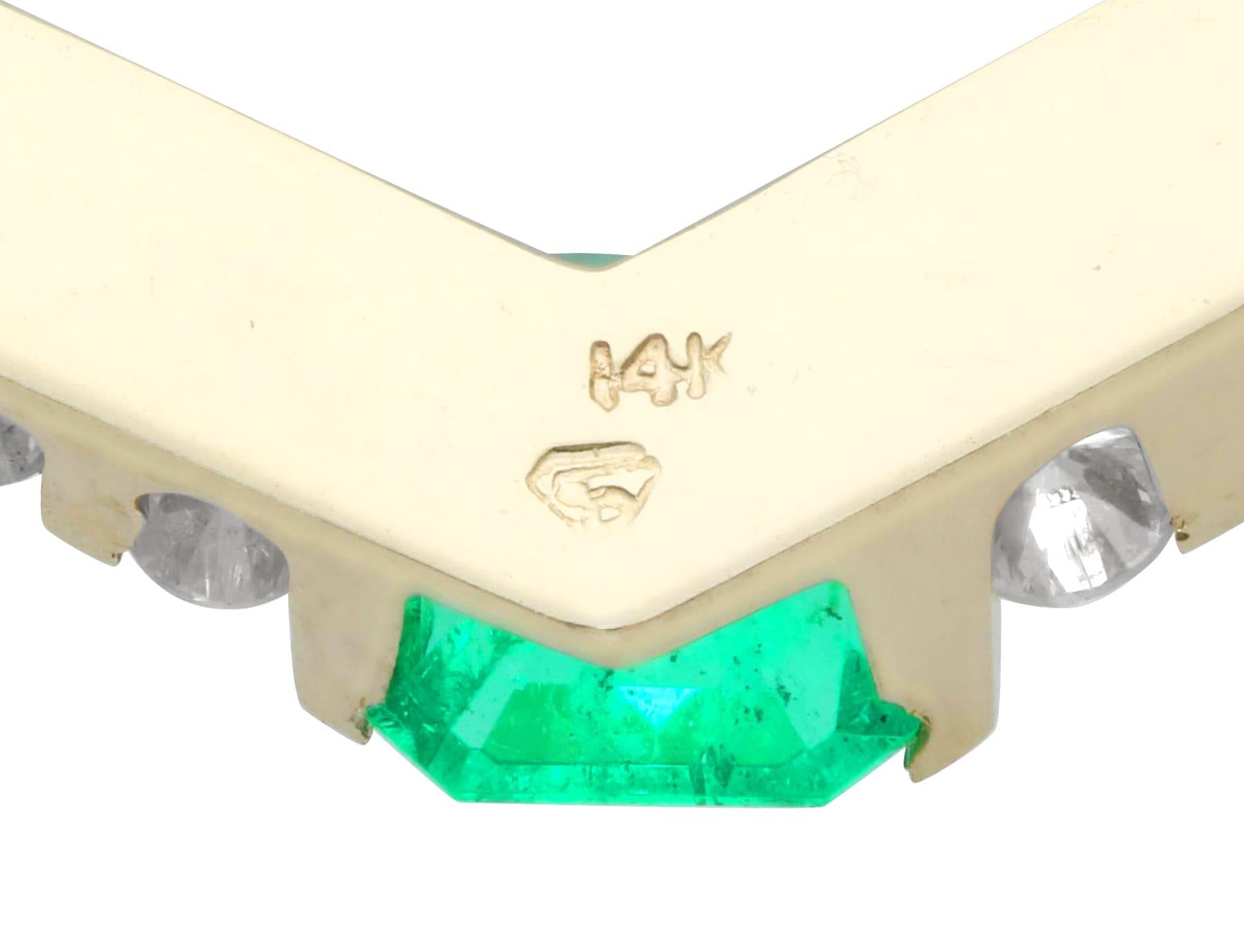 Women's or Men's Vintage Italian 0.95ct Emerald and 0.45 ct Diamond, 14ct Yellow Gold Collarette  For Sale