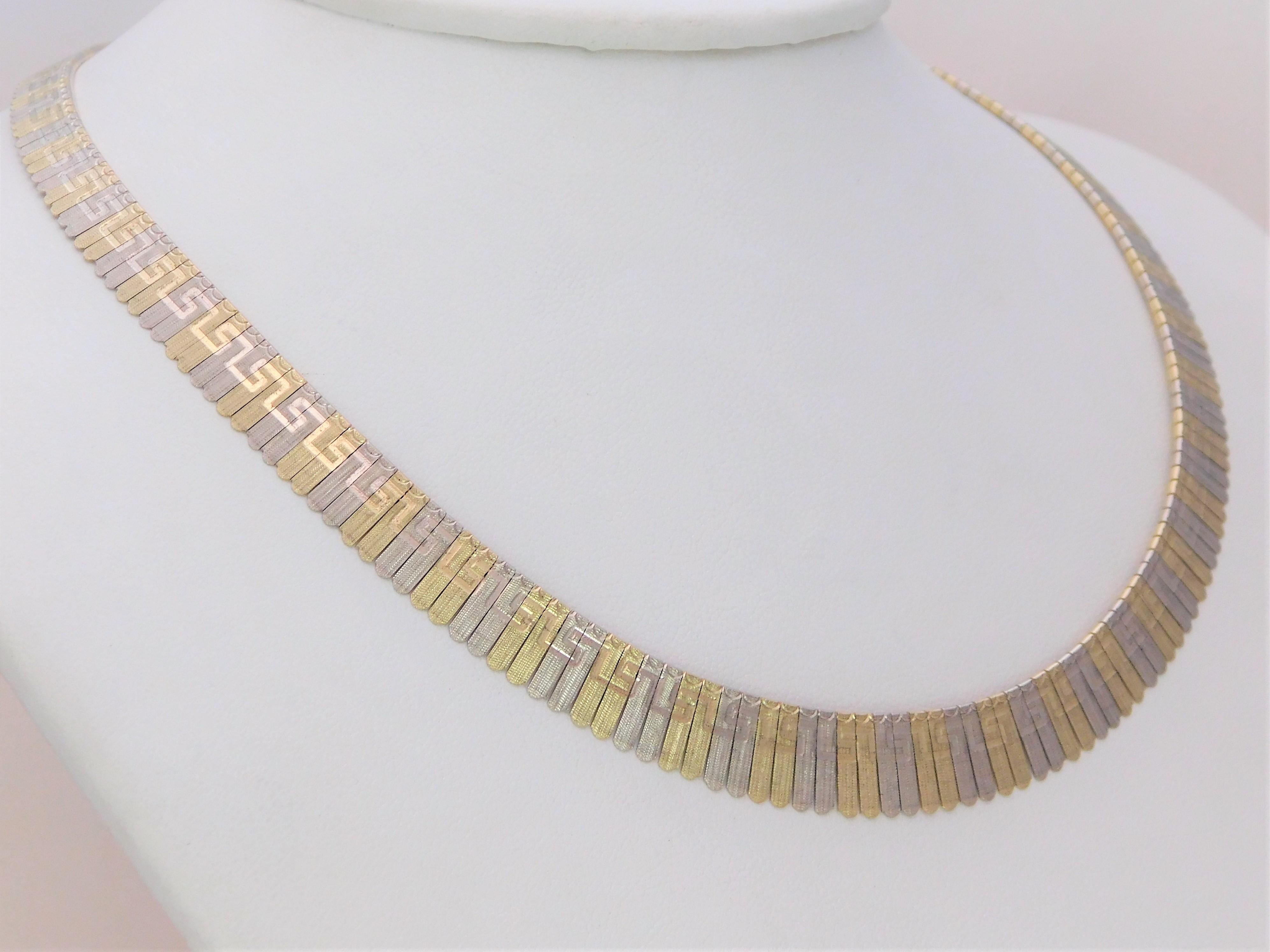 Vintage Italian 14 Karat Gold Feather Necklace In Excellent Condition For Sale In Metairie, LA
